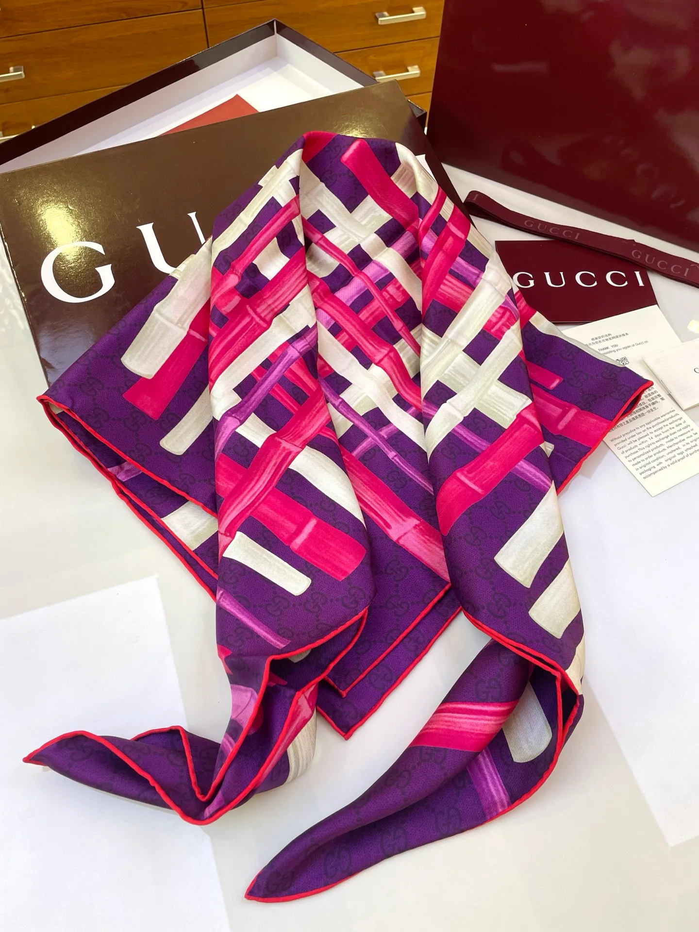 Платки Gucci 10477355