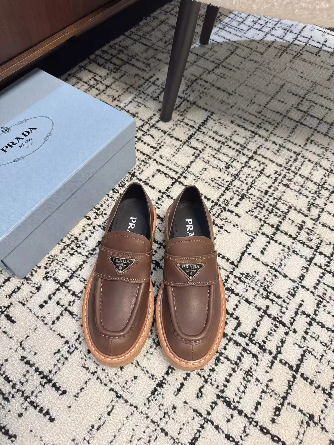 Лоферы И Мокасины Женские Prada 11404100