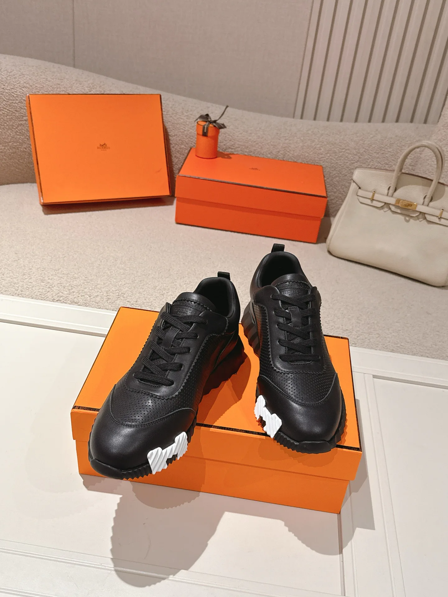 Кроссовки Женские Hermes 12783906