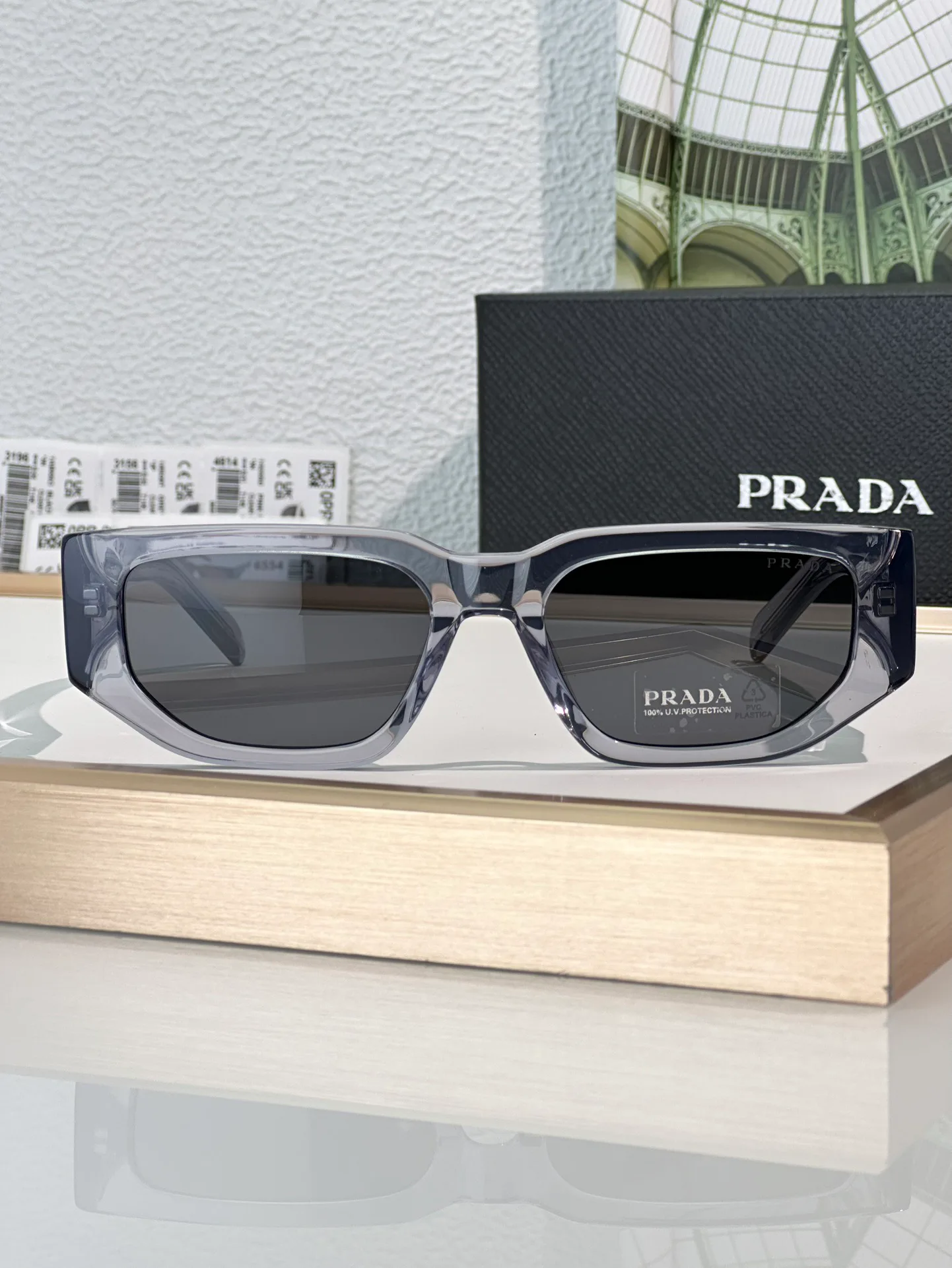 Очки Prada 18164407