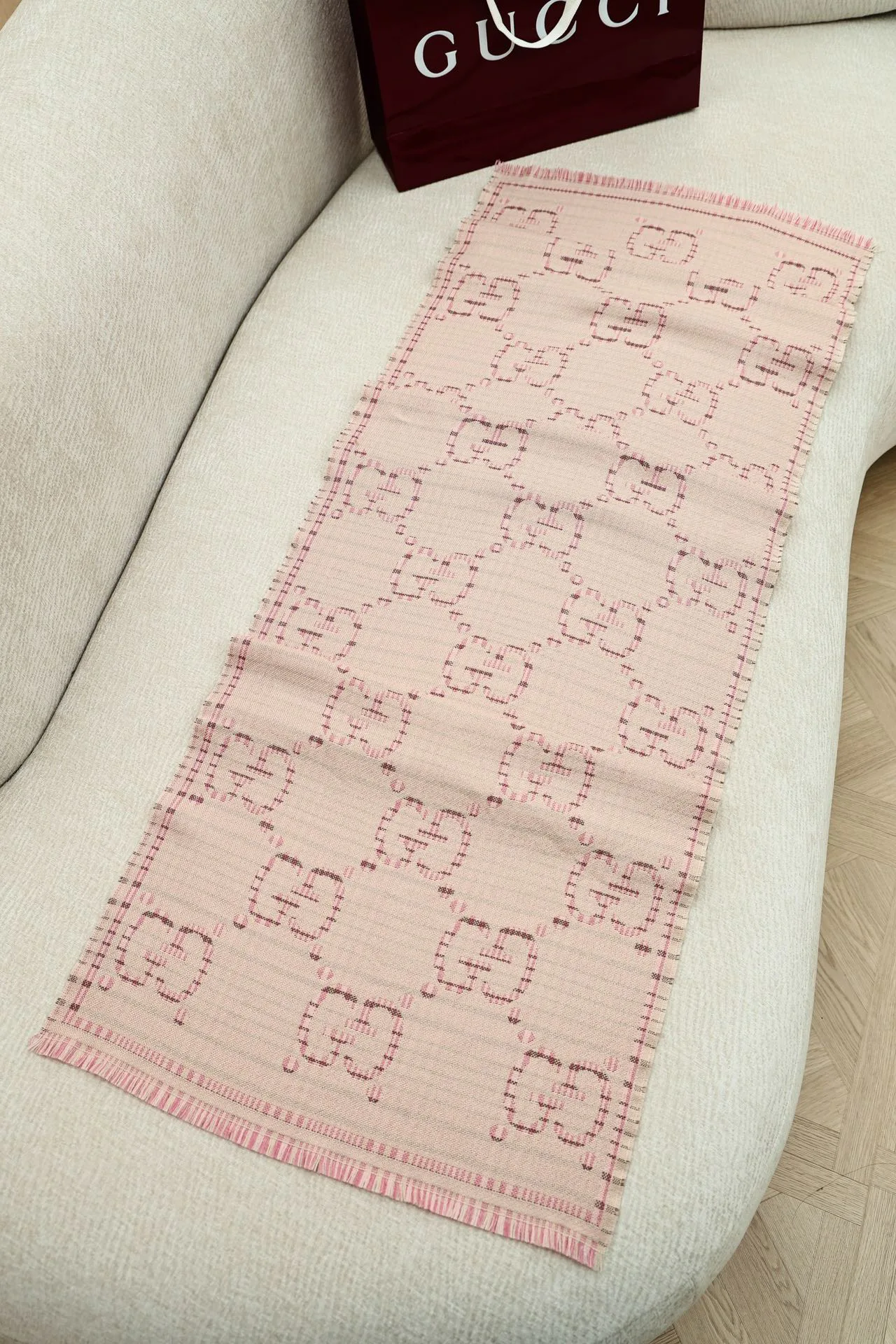 Шарфы Gucci 325833