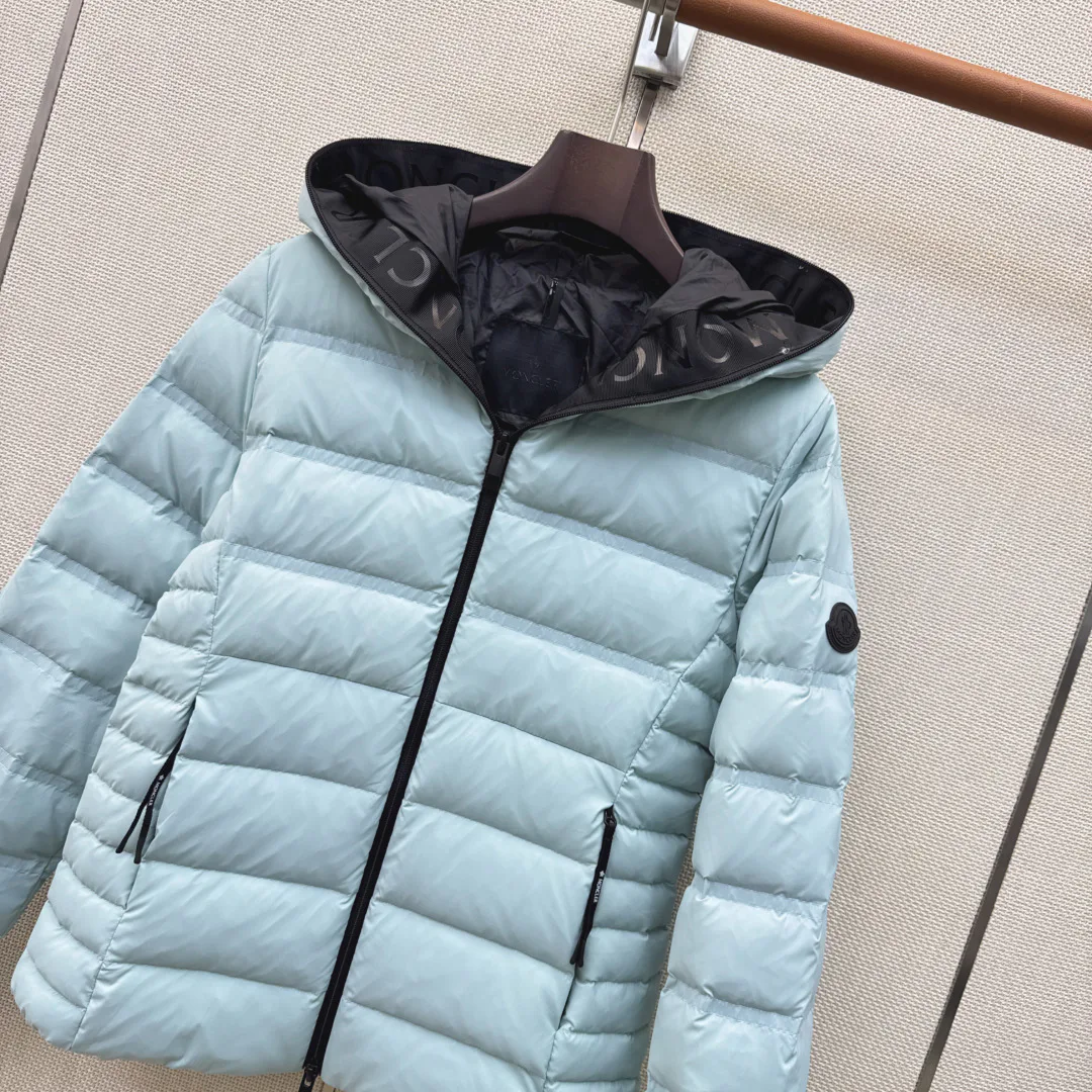 Куртки И Пуховики Женские Moncler 18650357