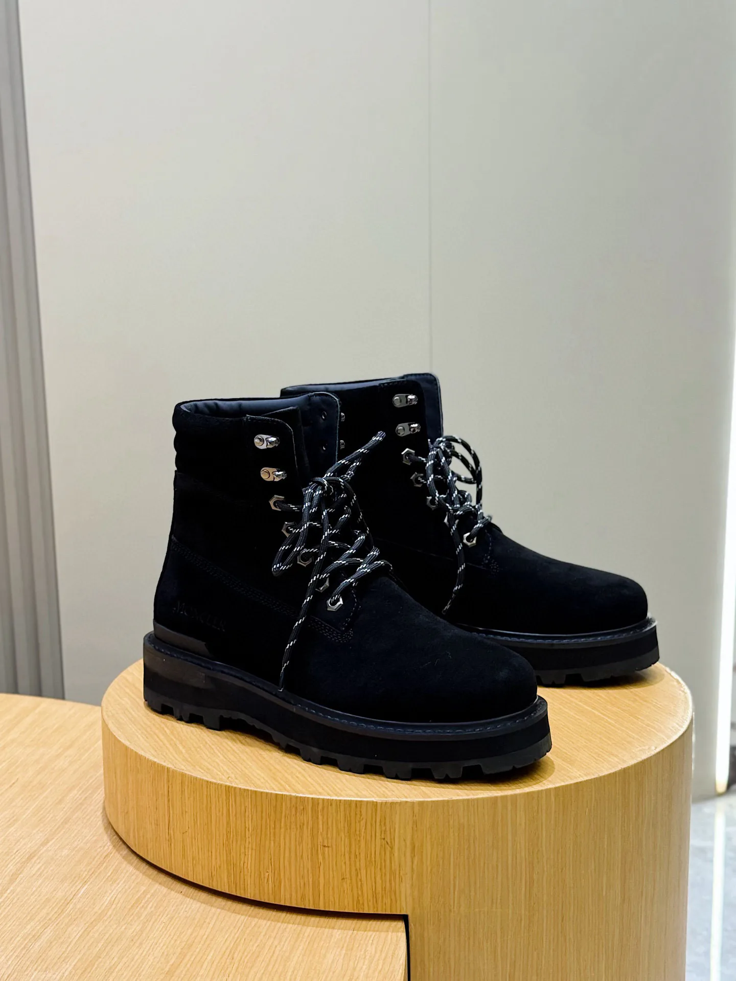 Ботинки Мужские Moncler 18880148