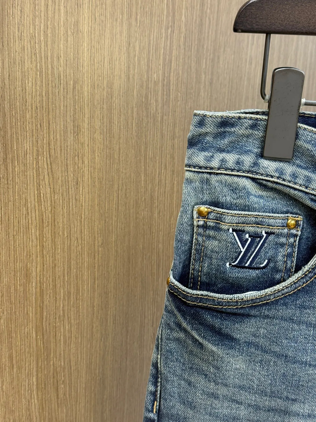 Джинсы Женские Louis Vuitton 12821862