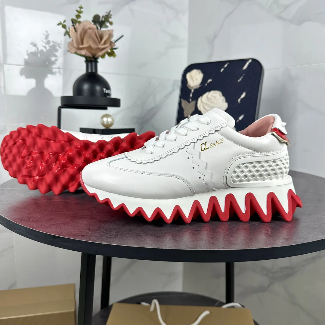 Кроссовки Женские Christian Louboutin 11072107