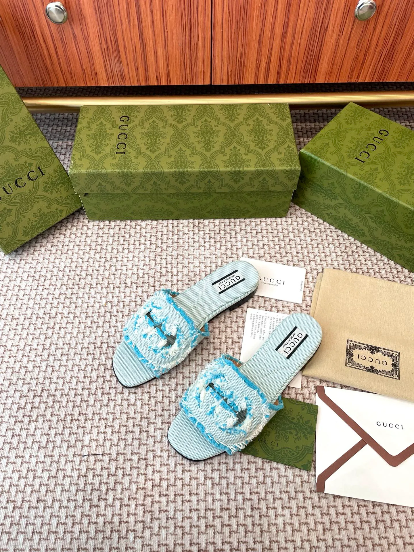 Шлепанцы Женские Gucci 32253