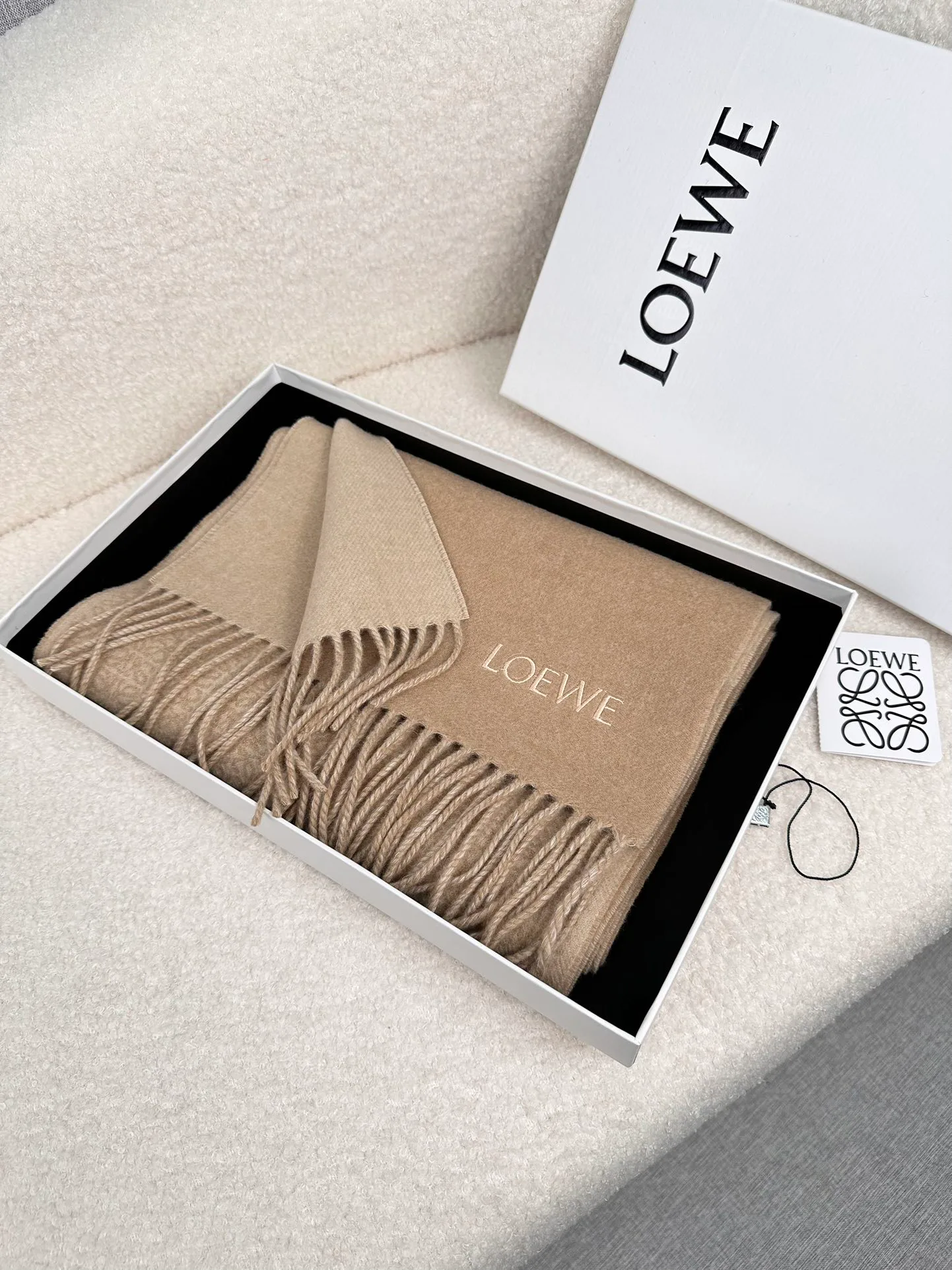 Шарфы Loewe 18574634