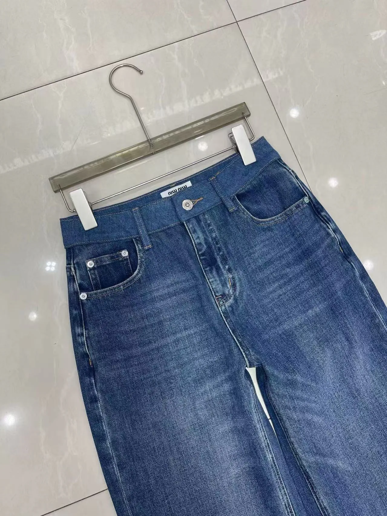 Джинсы Женские Miu Miu 18762682