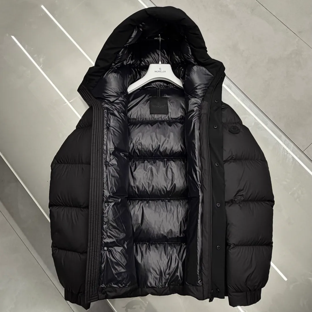 Куртки И Пуховики Мужские Moncler 17391898