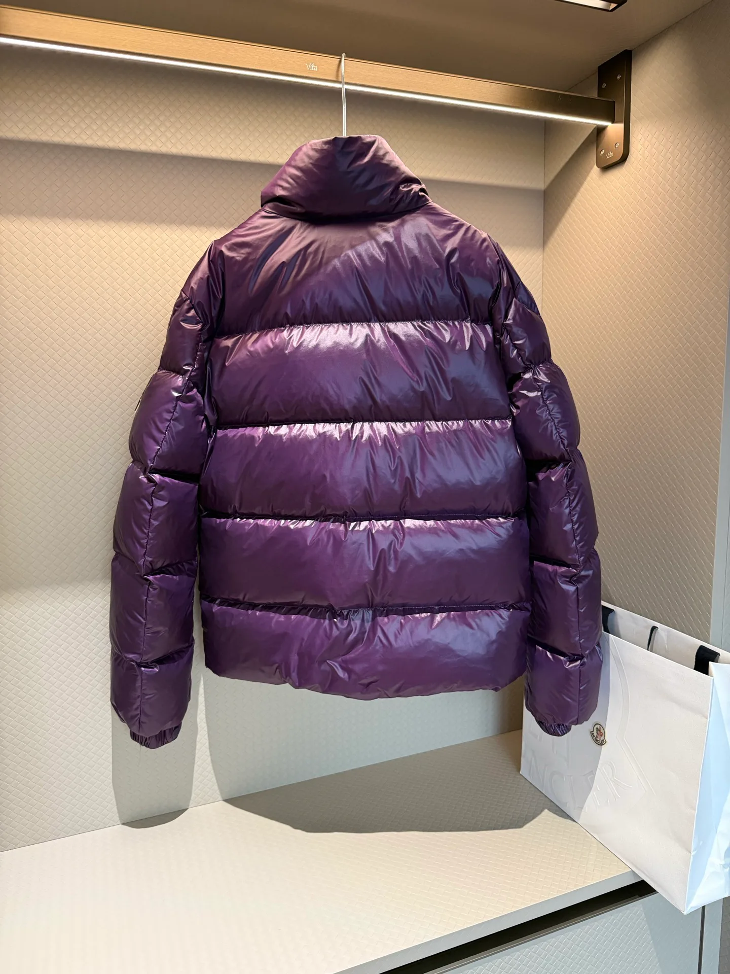 Куртки И Пуховики Женские Moncler 18956291