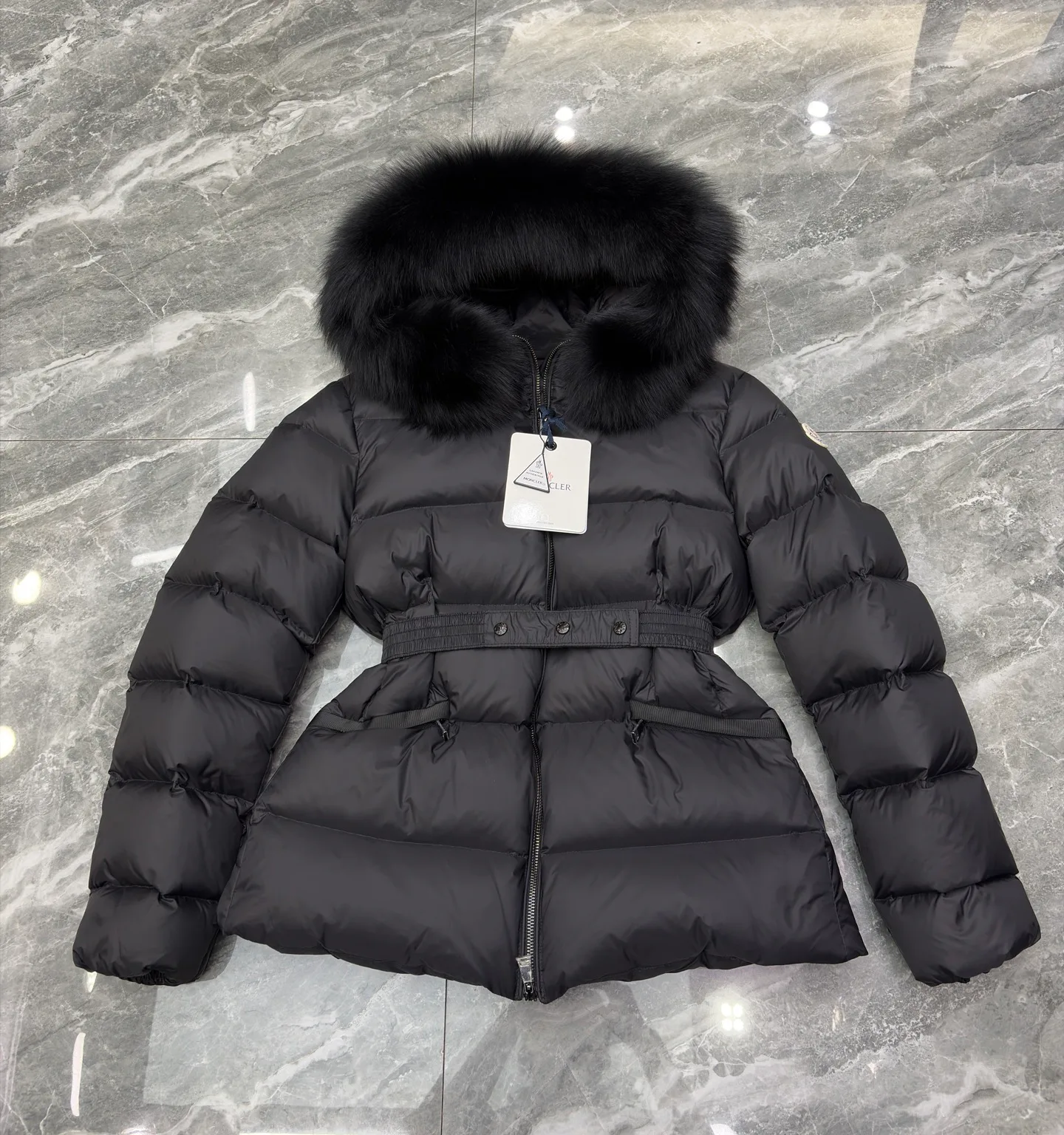 Куртки И Пуховики Женские Moncler 18111723