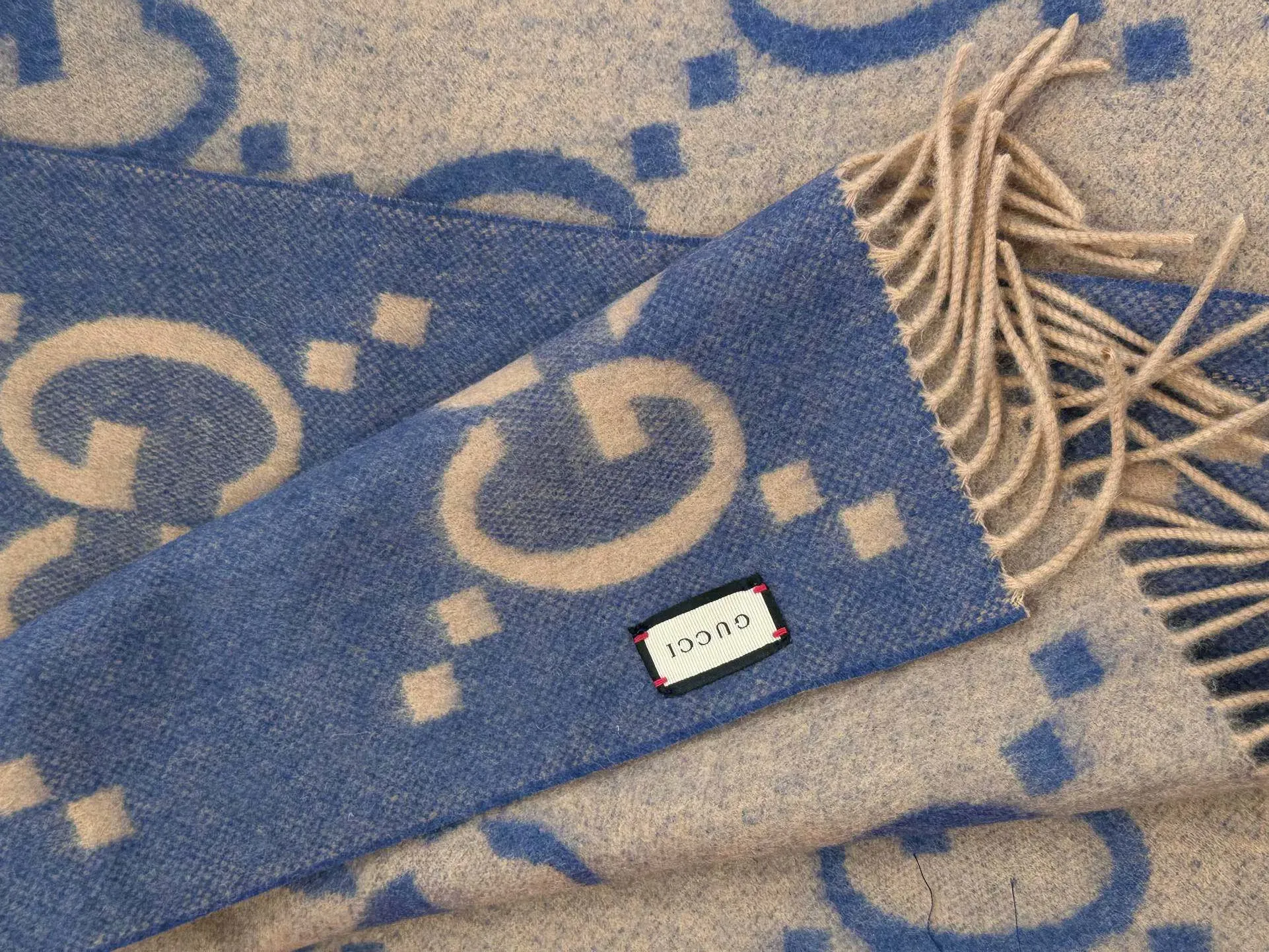 Шарфы Gucci 57091