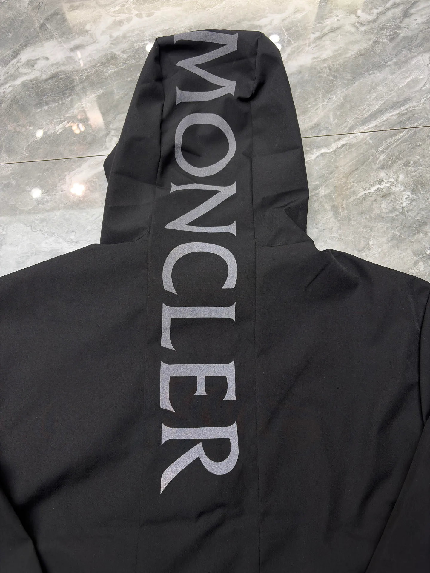 Куртки И Пуховики Мужские Moncler 11690847
