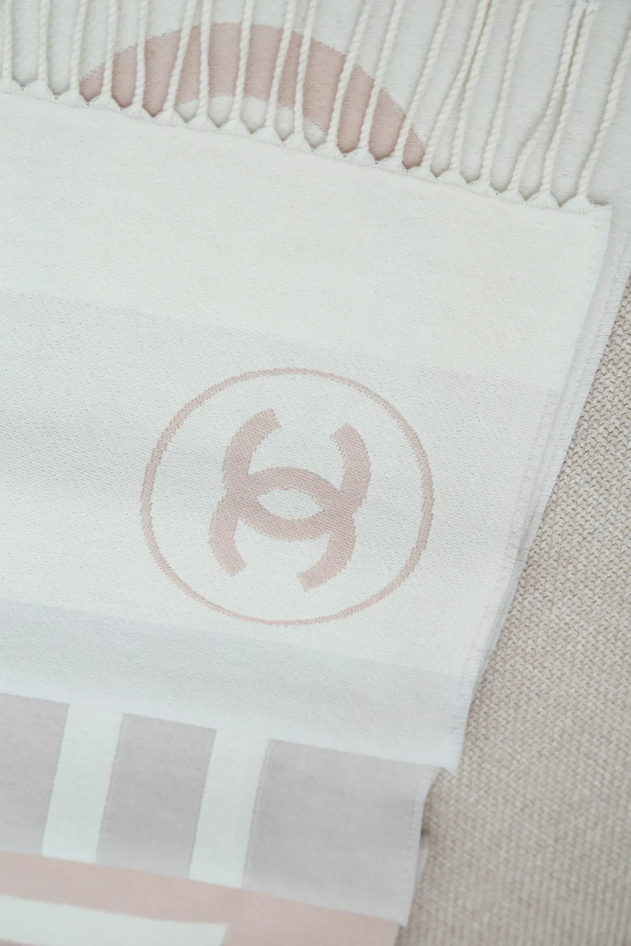 Шарфы Chanel 65182