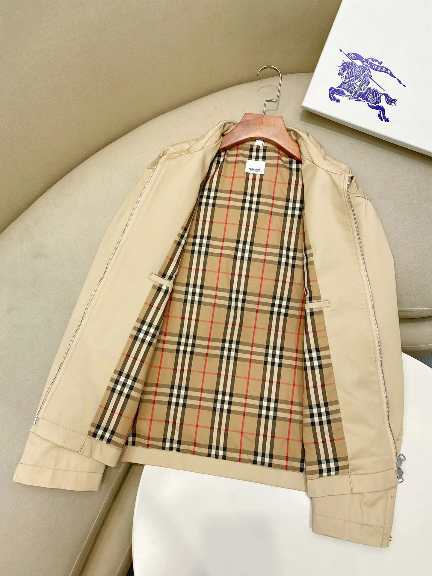 Куртки И Пуховики Мужские Burberry 18206406