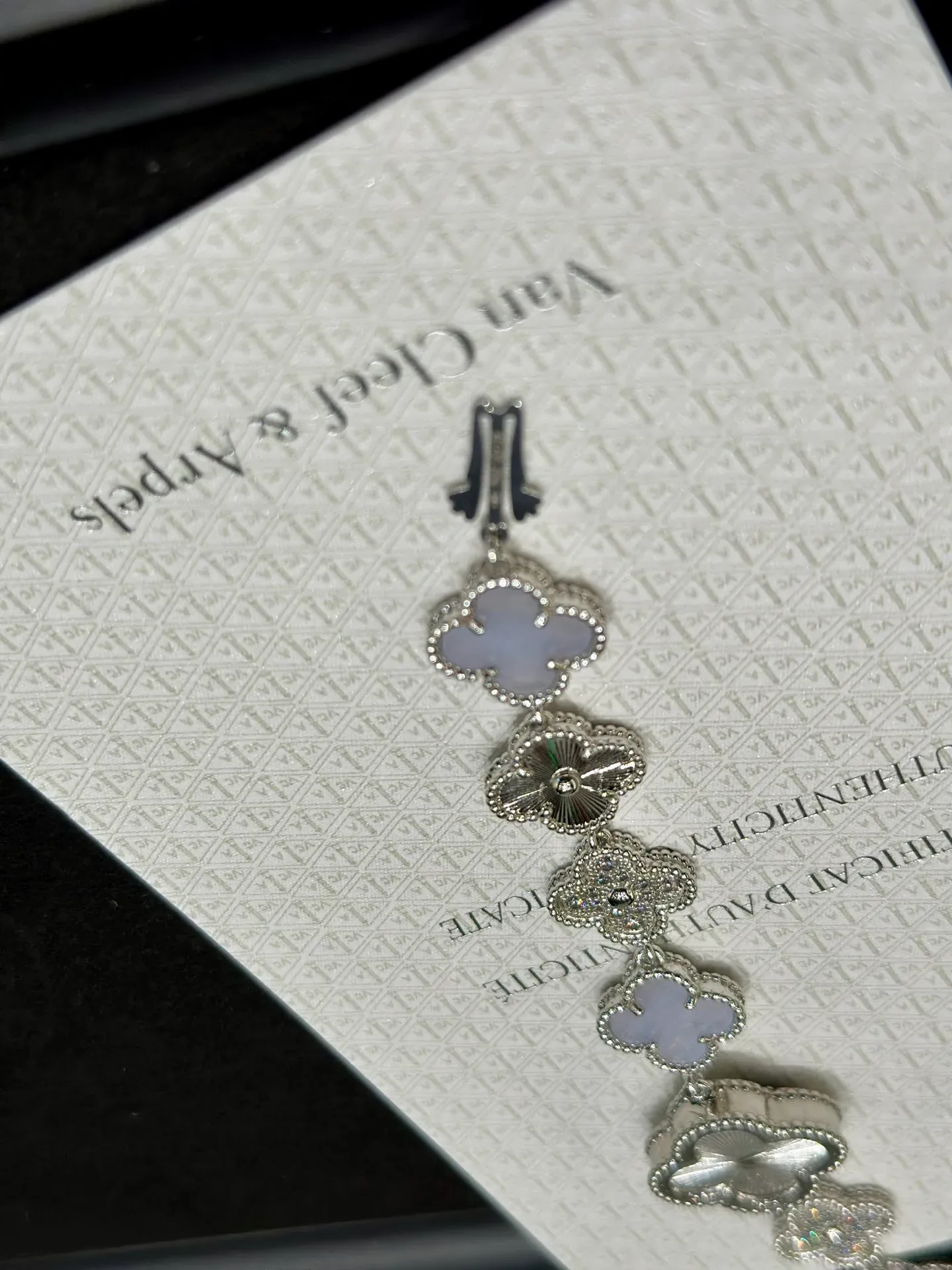 Бижутерия Van Cleef & Arpels 964185