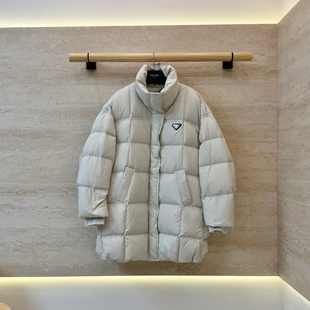 Куртки И Пуховики Женские Prada 18226365