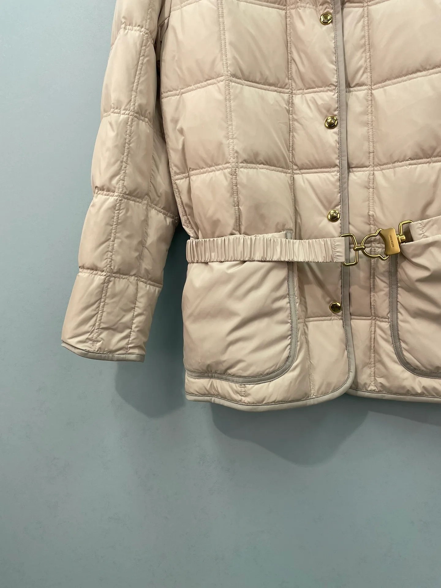 Куртки И Пуховики Женские Moncler 17913388
