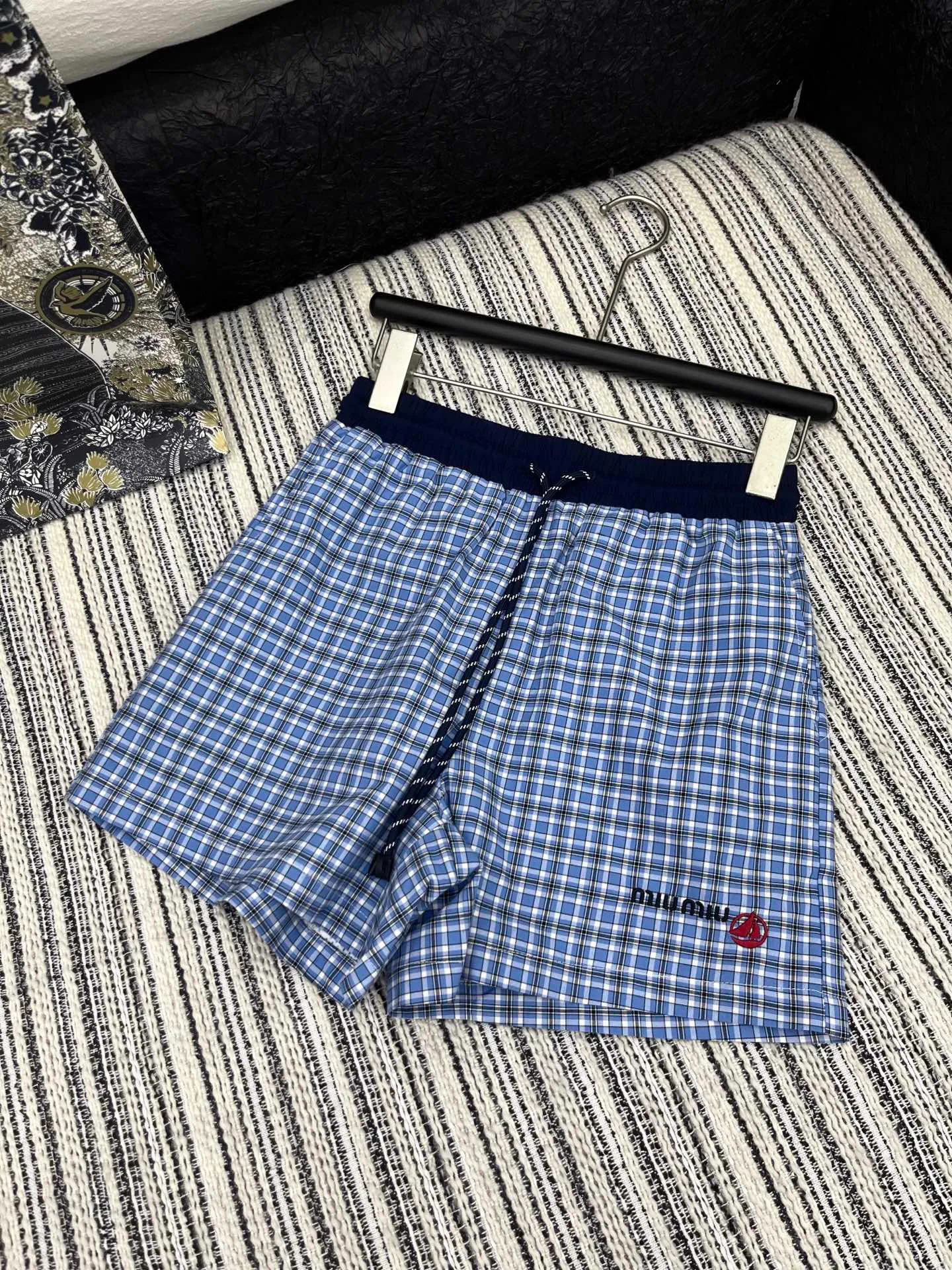 Шорты Женские Miu Miu 26257