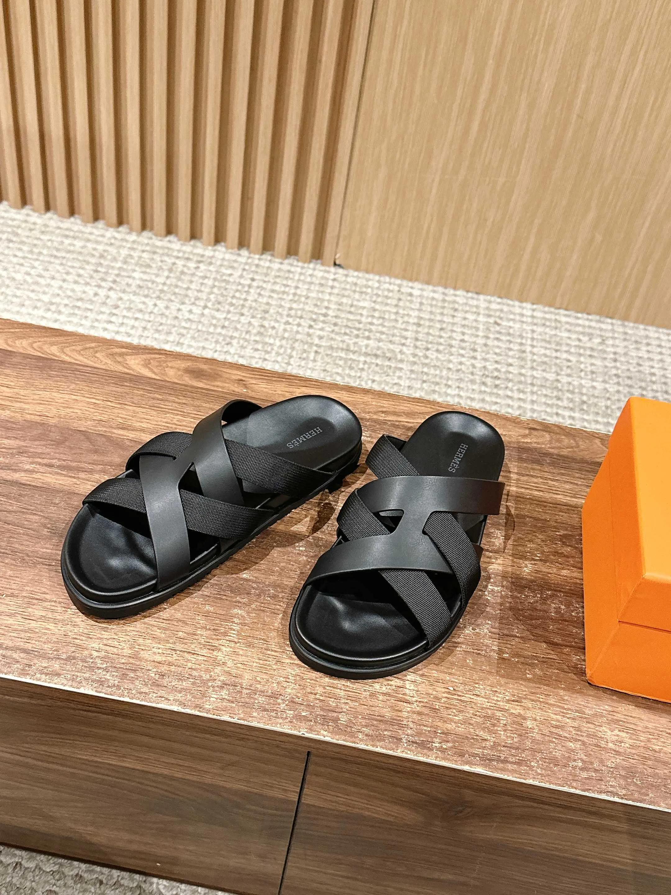 Шлепанцы Мужские Hermes 20803