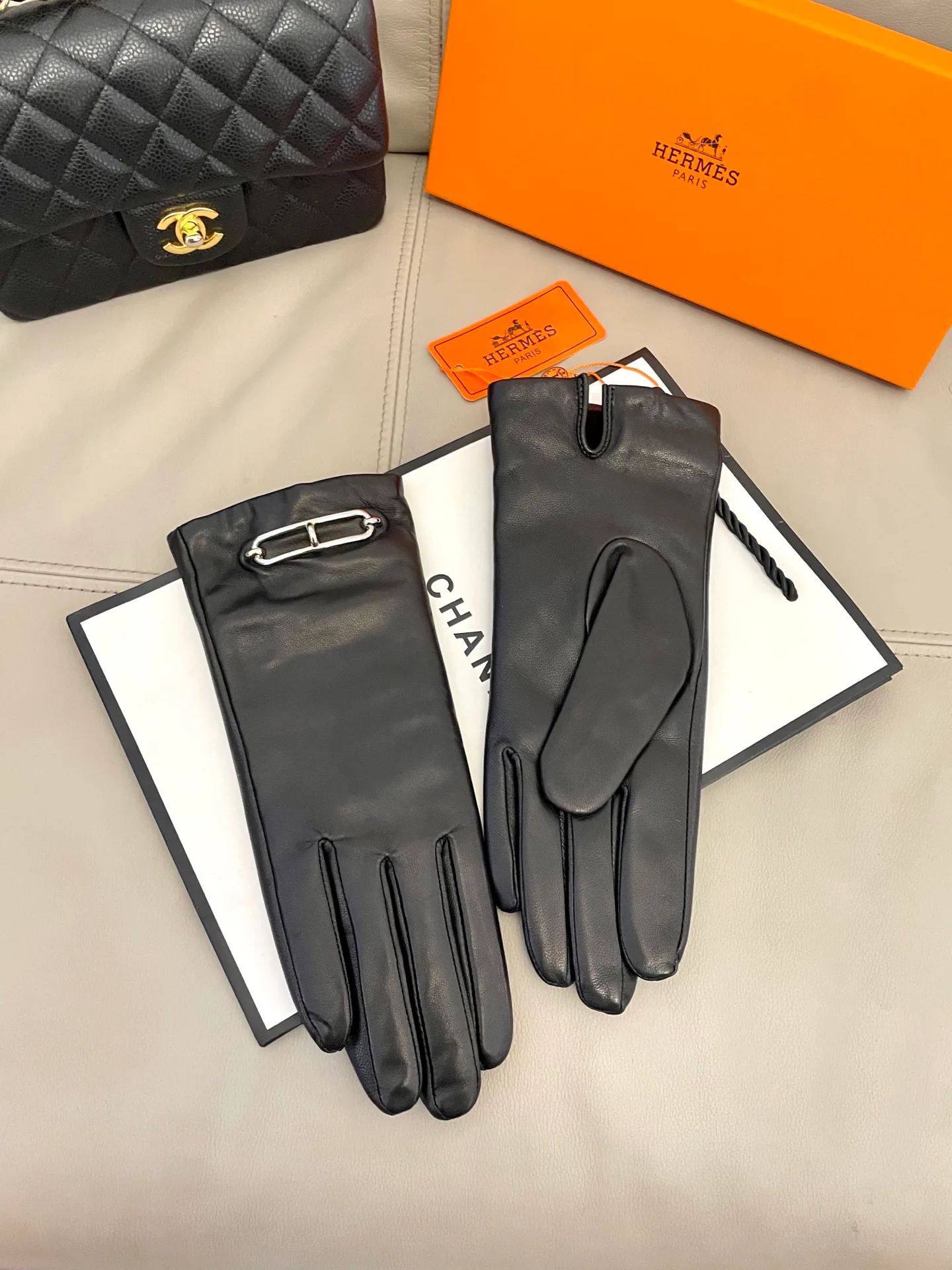 Перчатки Hermes 785708