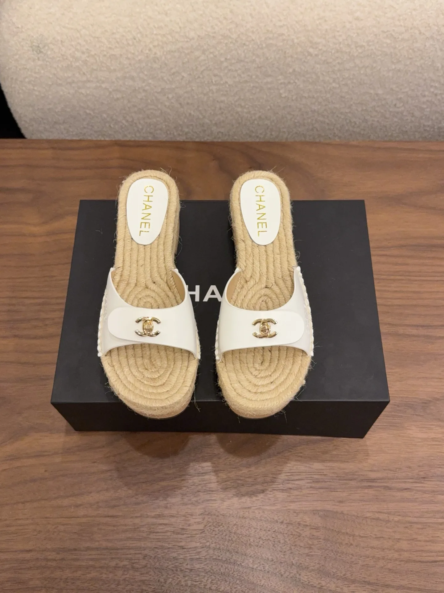 Сандалии Женские Chanel 11559261