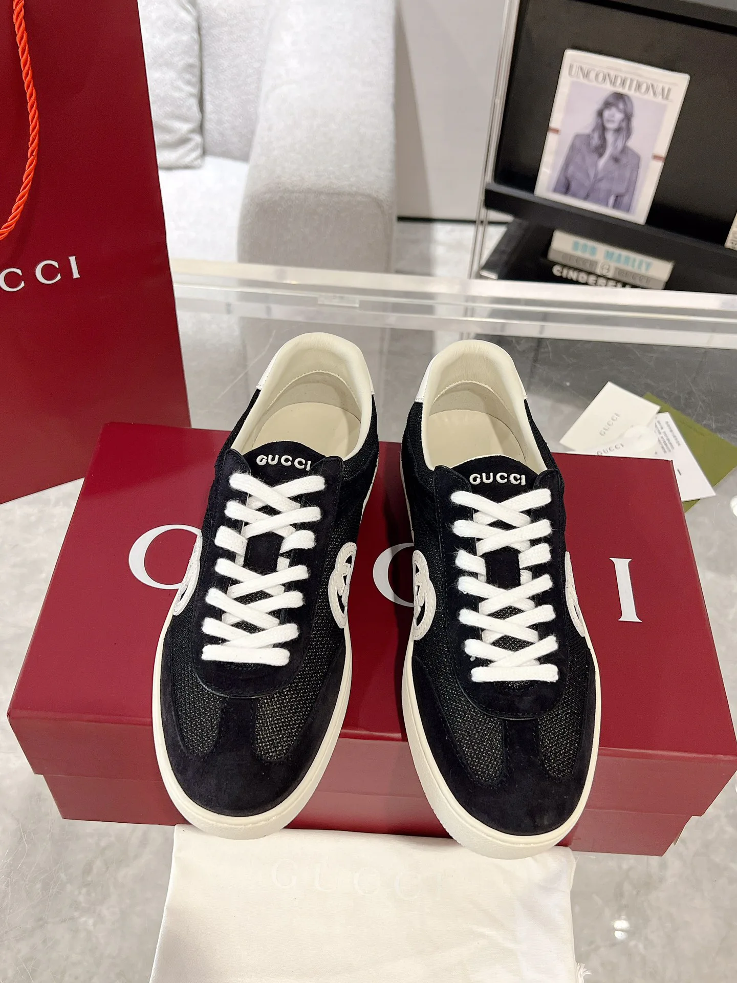 Кроссовки Женские Gucci 1827499