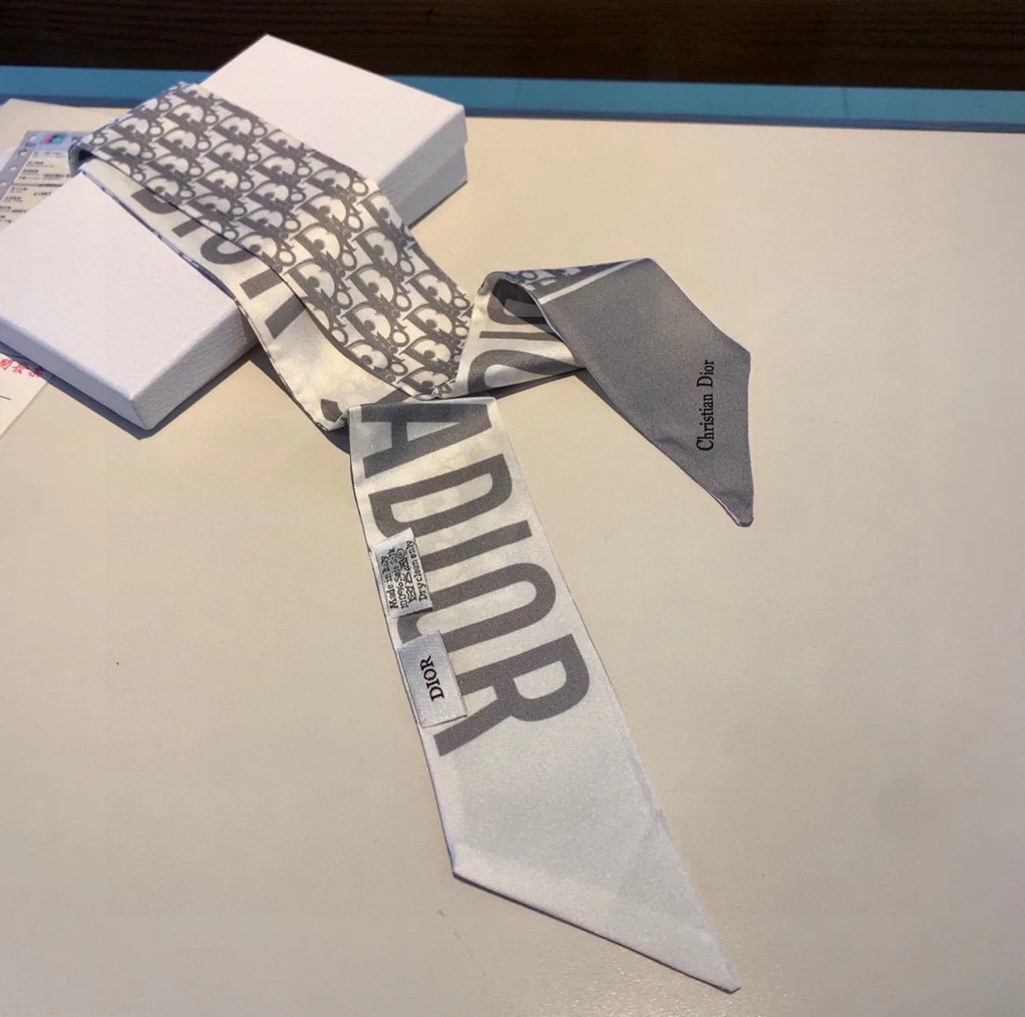 Платки Christian Dior 11882973