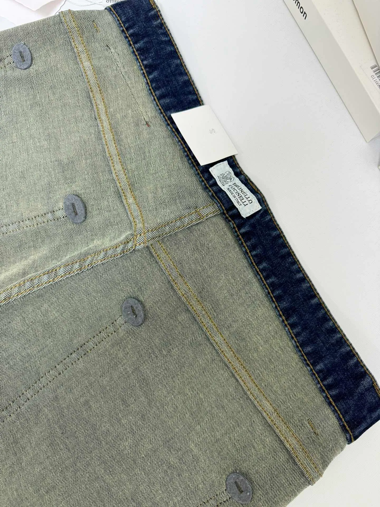 Джинсы Мужские Brunello Cucinelli 13129563