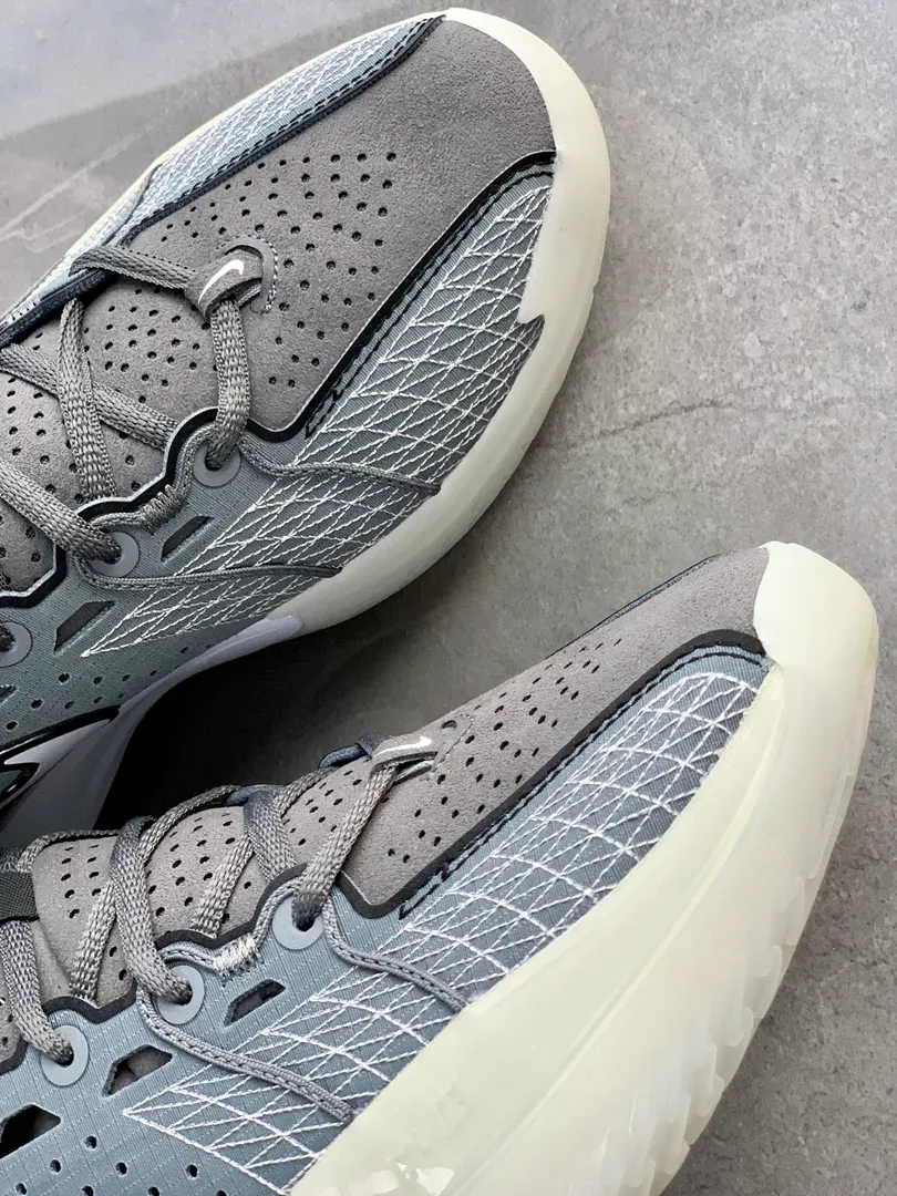 Кроссовки Женские Nike 5143