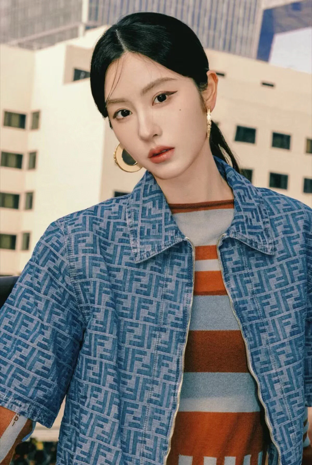 Куртки И Пуховики Женские Fendi 4349800