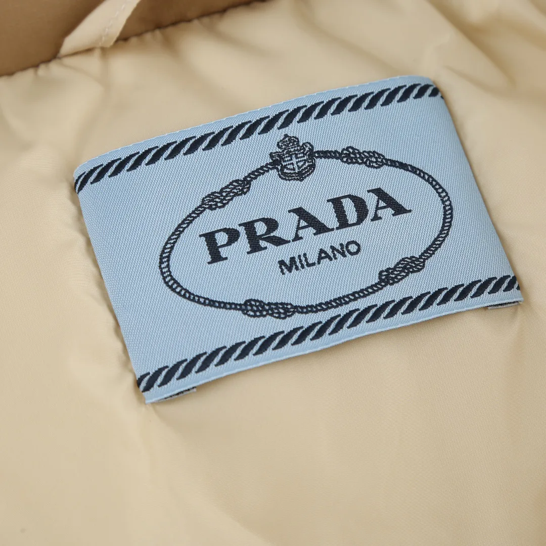 Куртки И Пуховики Женские Prada 17964939