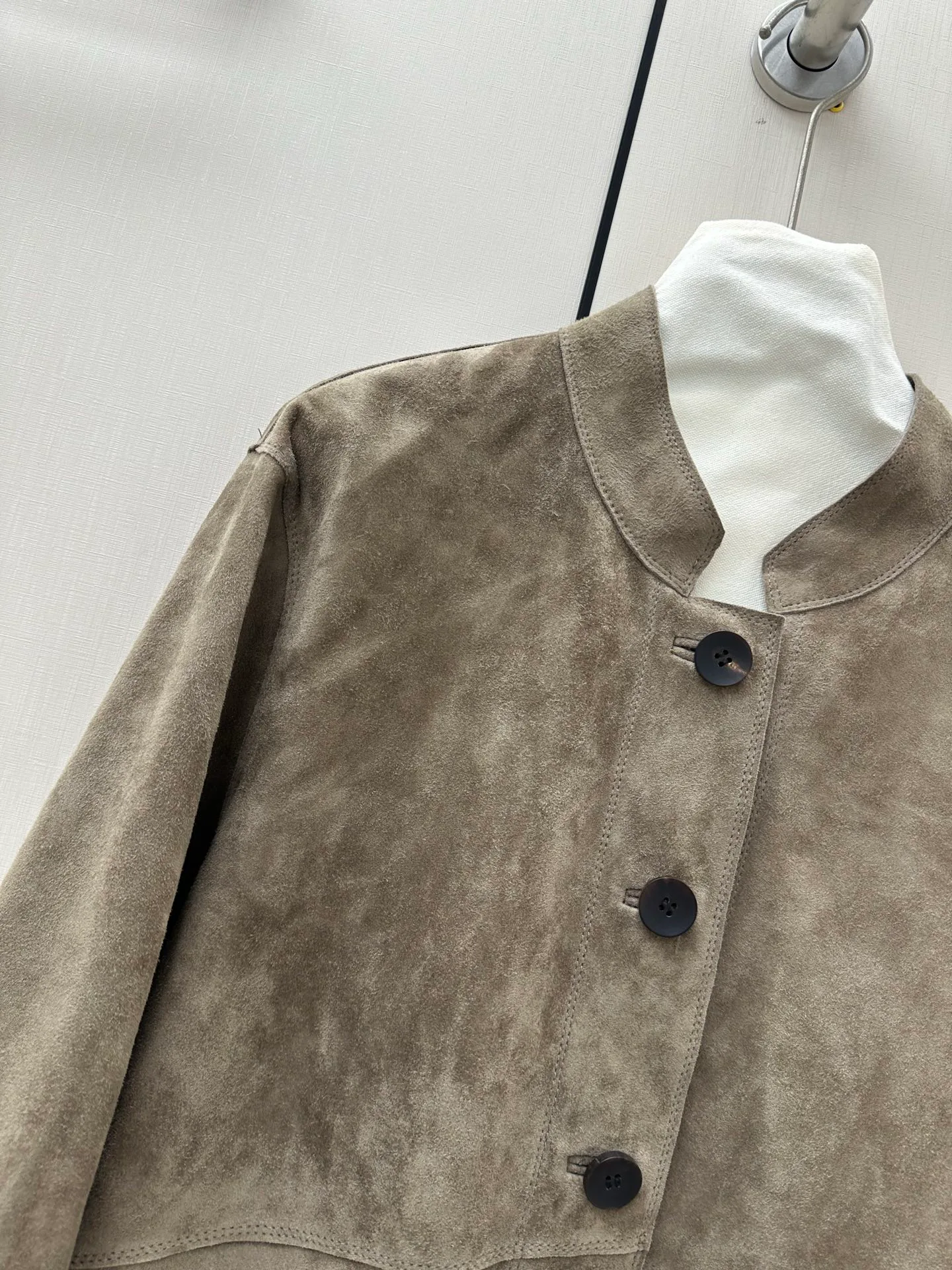 Кожаные Куртки И Дублёнки Женские Loro Piana 18287909
