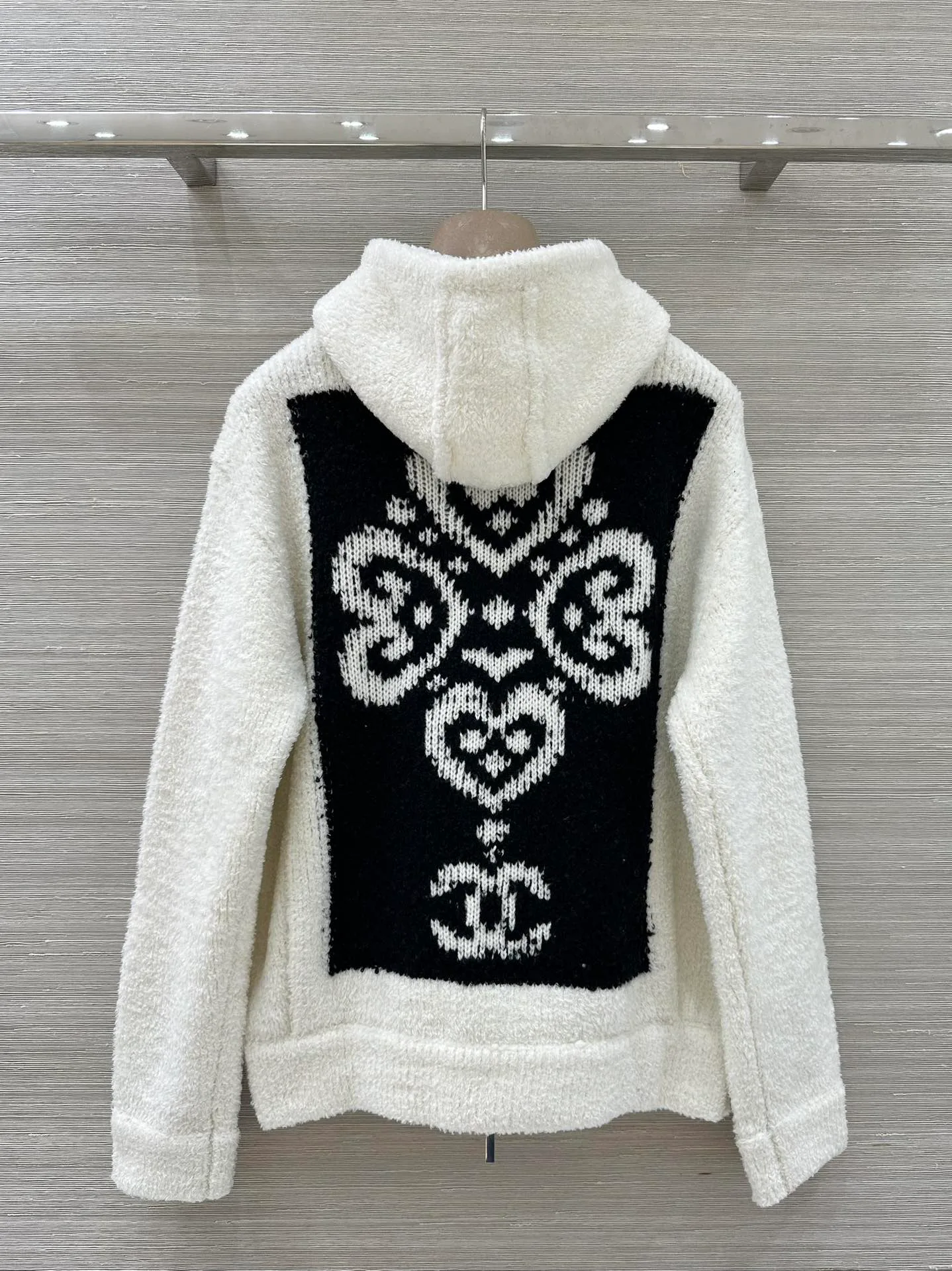 Куртки И Пуховики Женские Chanel 680941