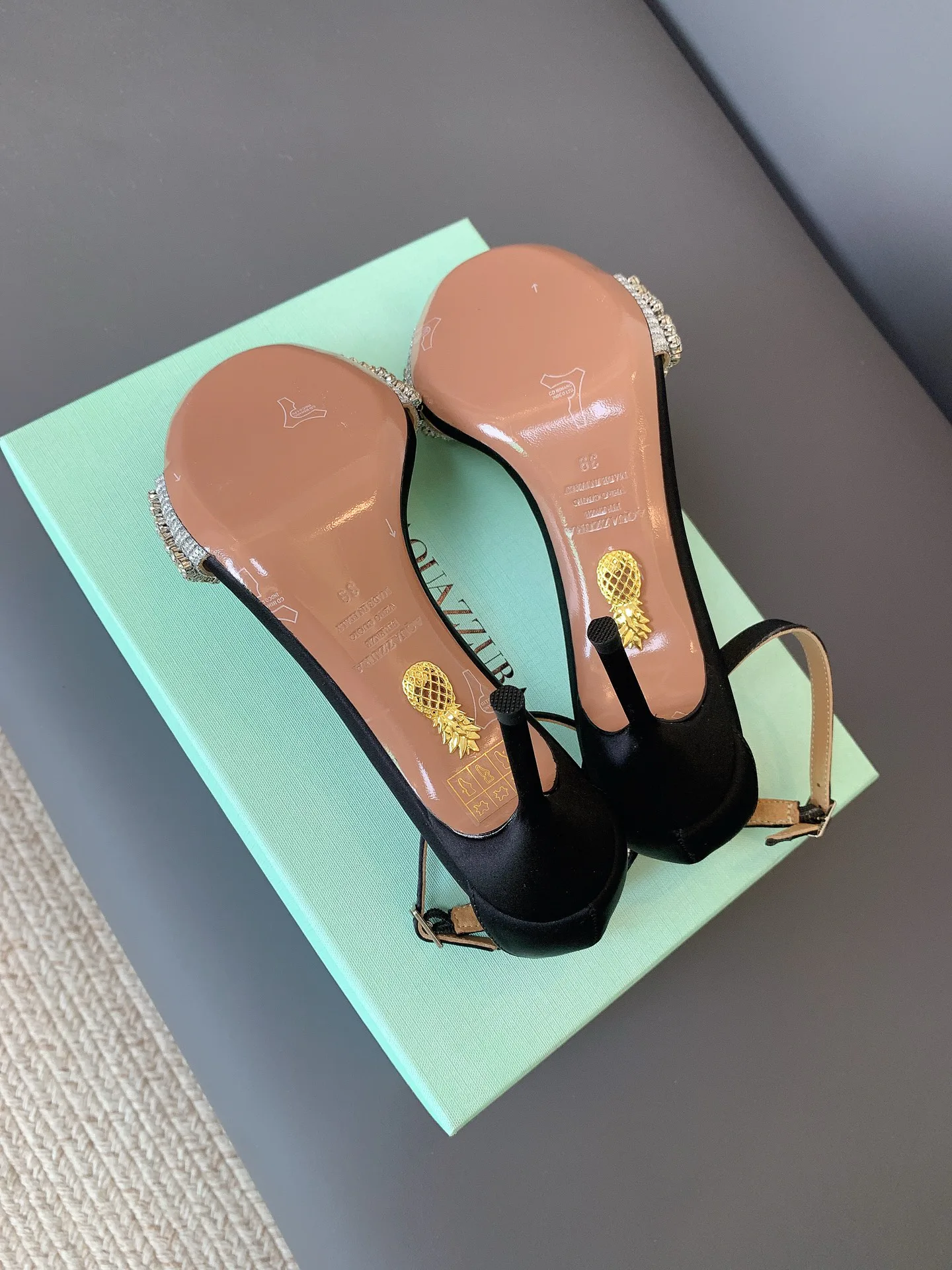 Босоножки Женские Aquazzura 17614508