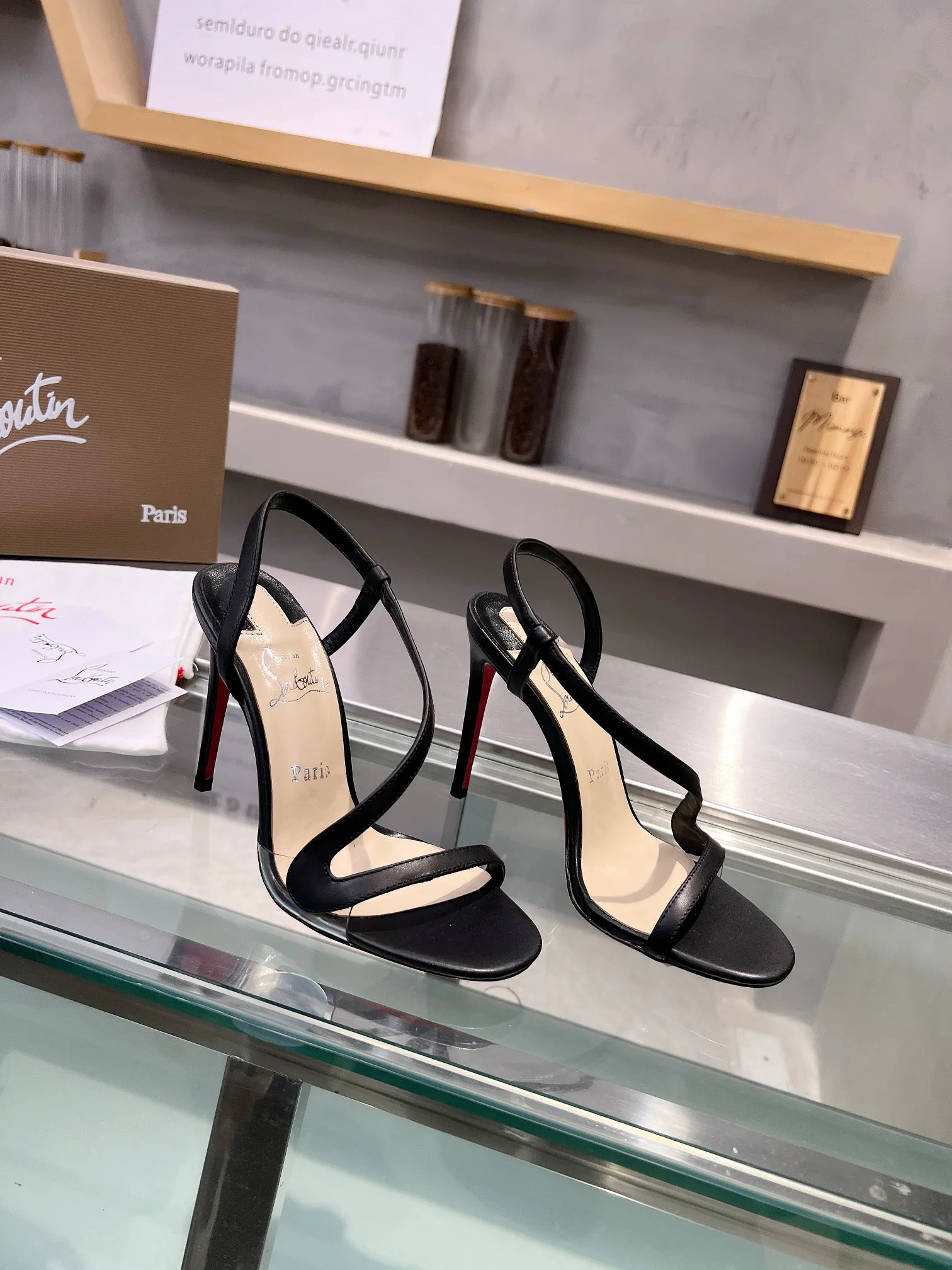 Босоножки Женские Christian Louboutin 14957