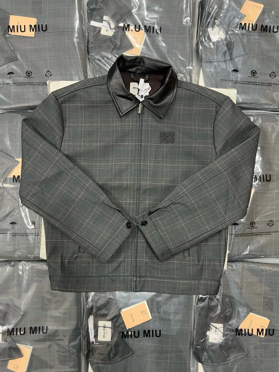 Куртки И Пуховики Мужские Miu Miu 852229