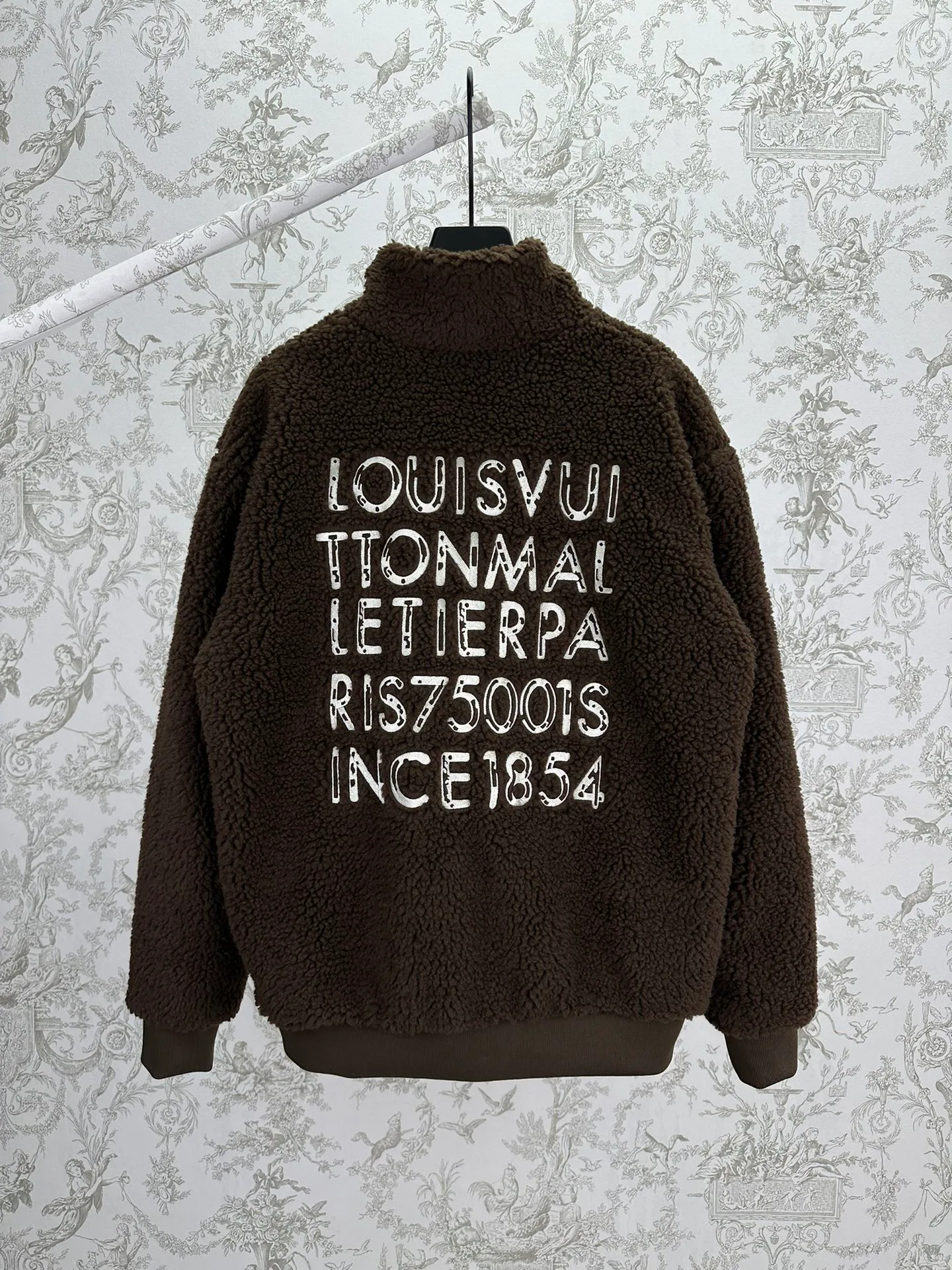 Куртки И Пуховики Мужские Louis Vuitton 1331387