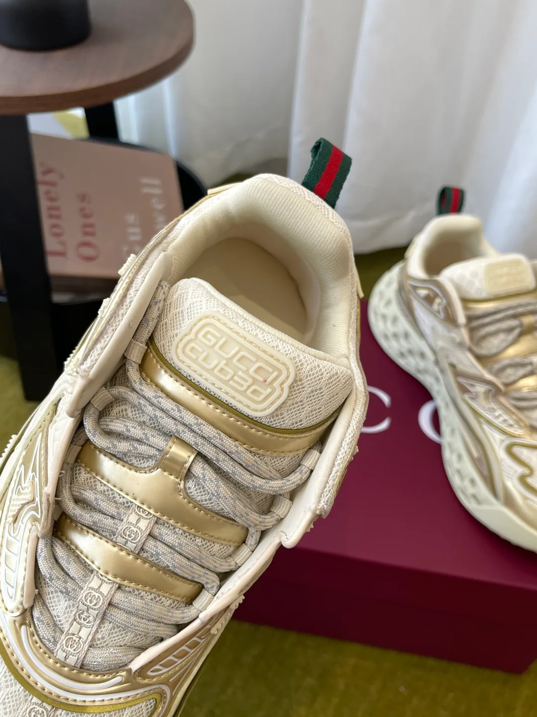 Кроссовки Женские Gucci 19578607