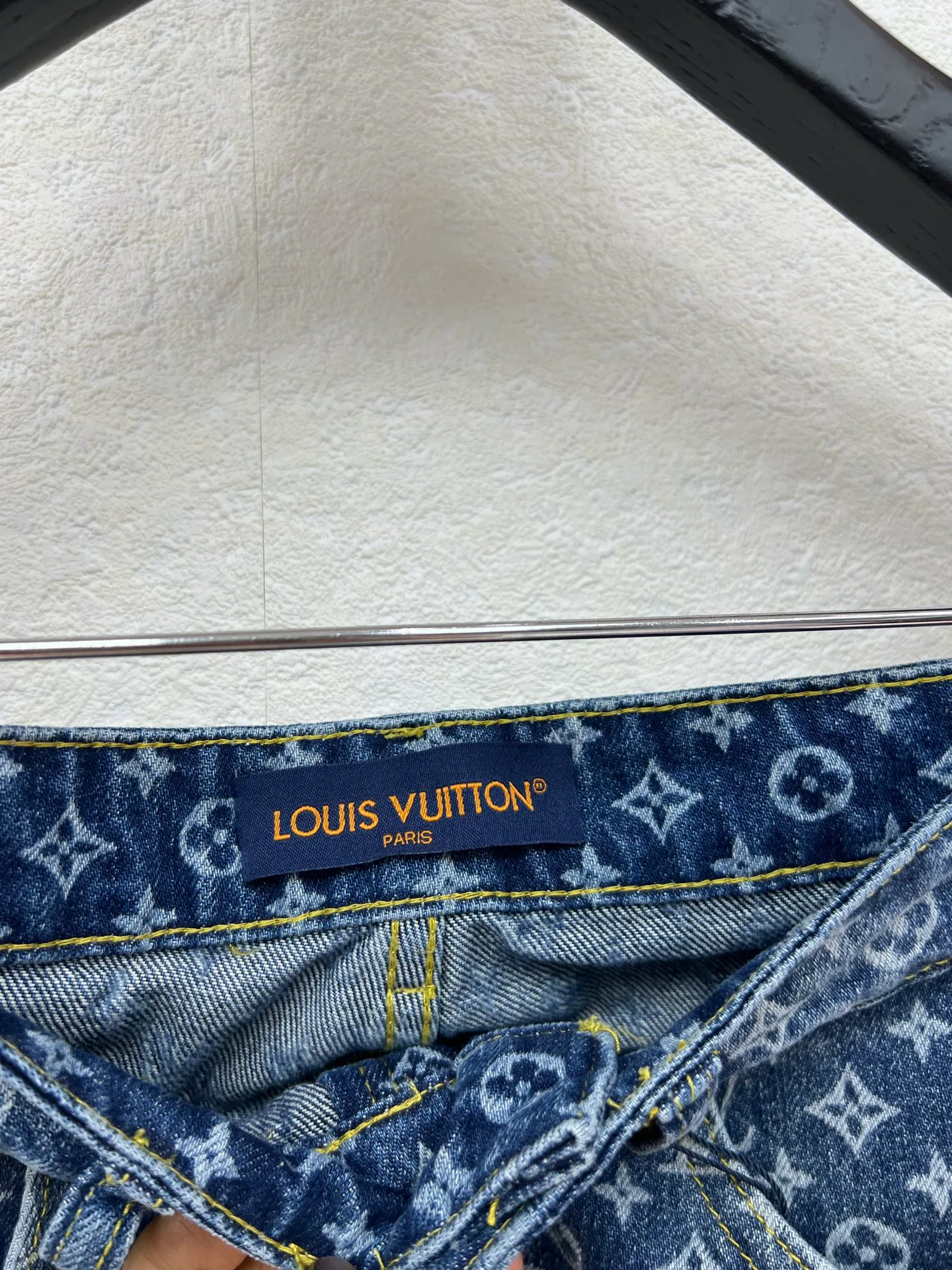Джинсы Женские Louis Vuitton 11889083