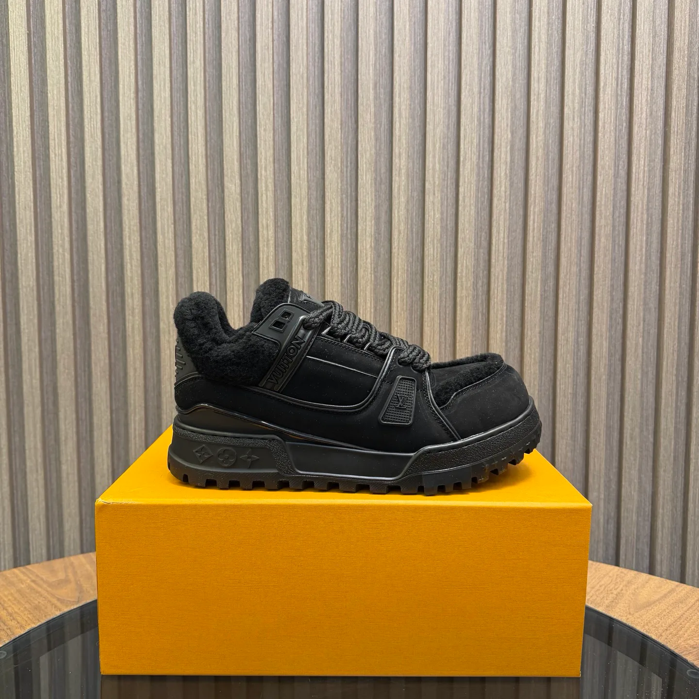 Кроссовки Женские Louis Vuitton 411226