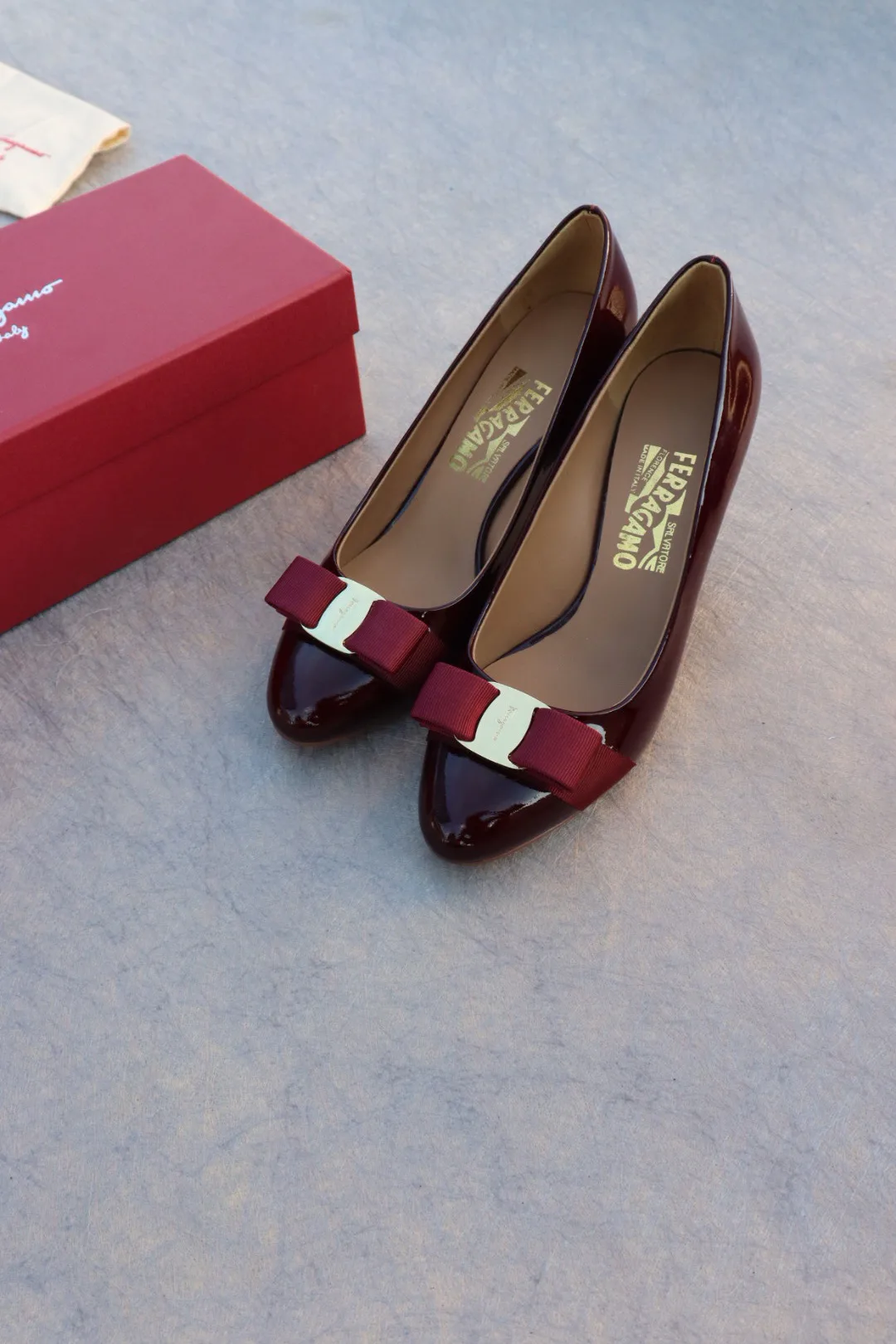 Туфли Женские Salvatore Ferragamo 888971