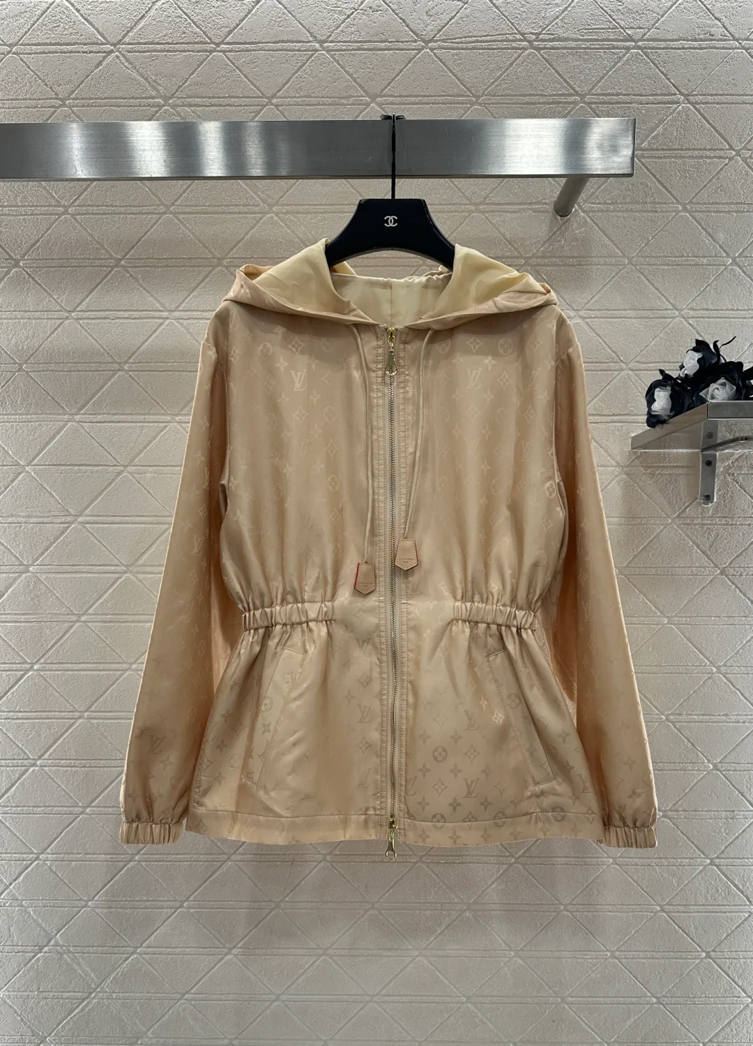 Куртки И Пуховики Женские Louis Vuitton 427836