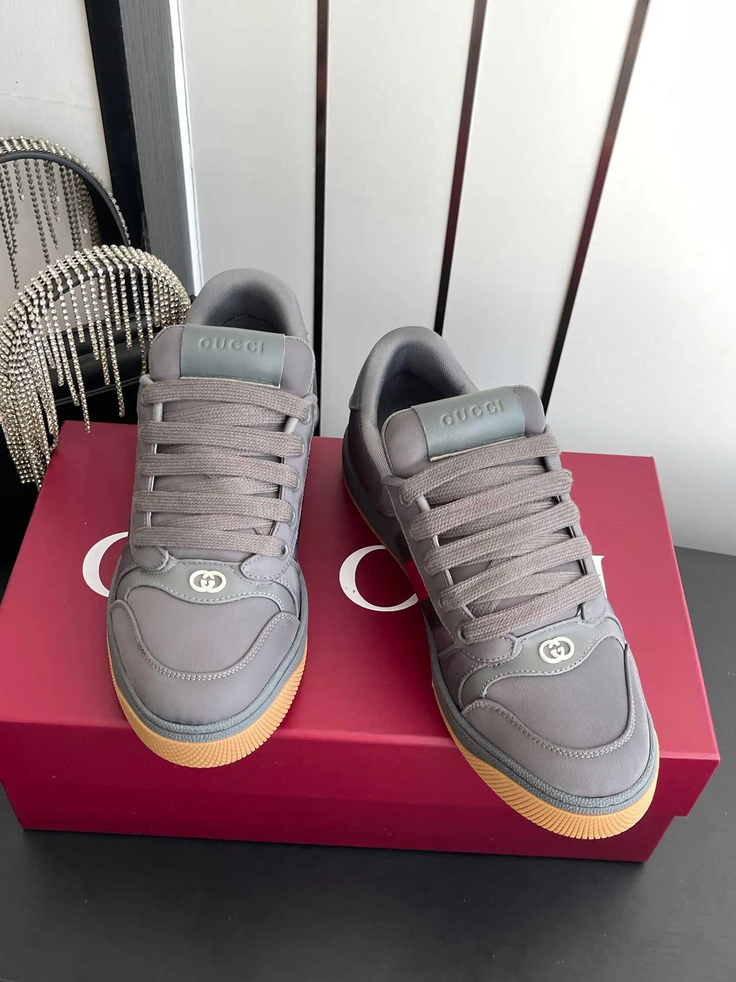 Кроссовки Женские Gucci 18582906