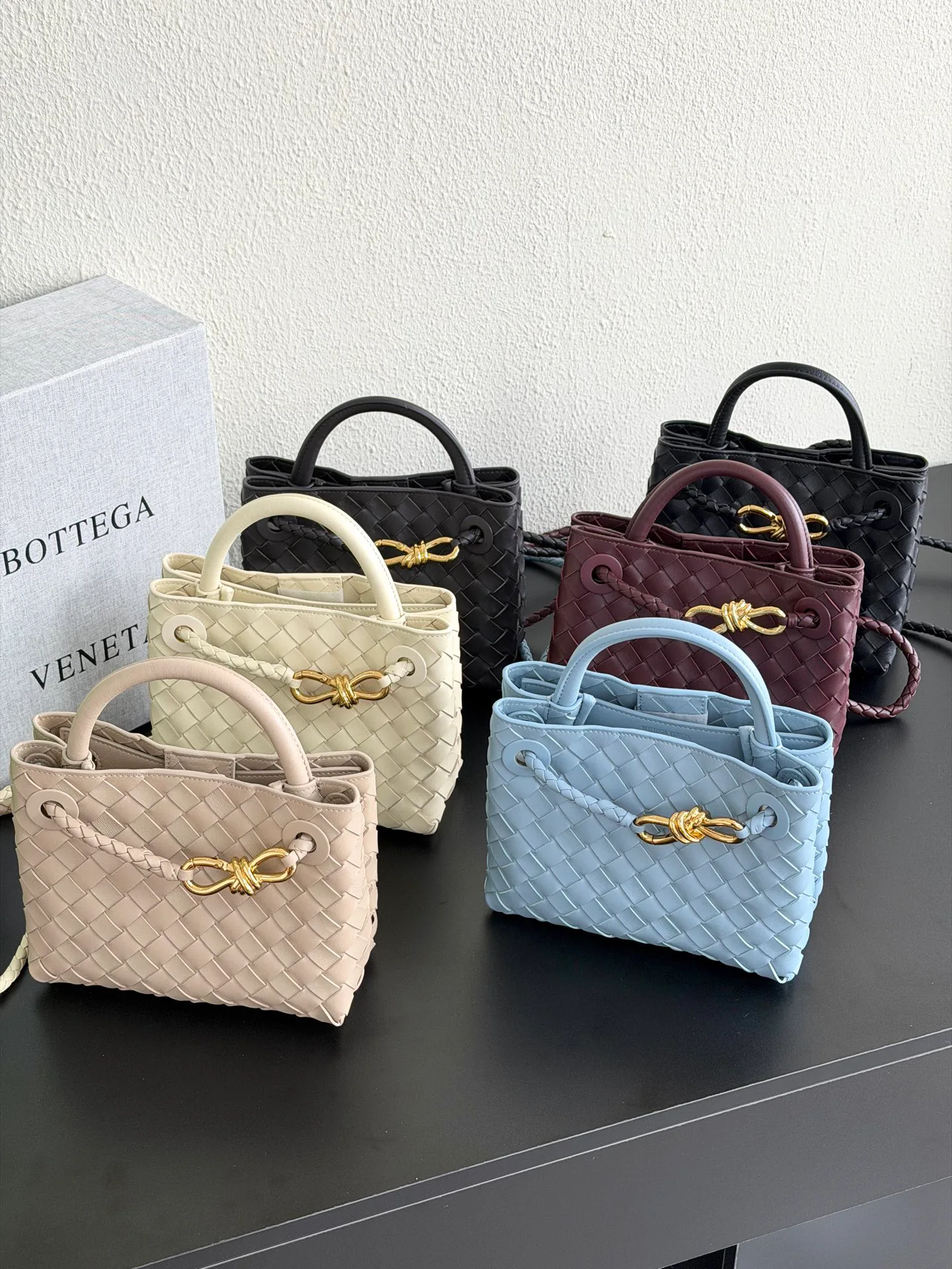 Классические Сумки Женские Bottega Veneta 17135909