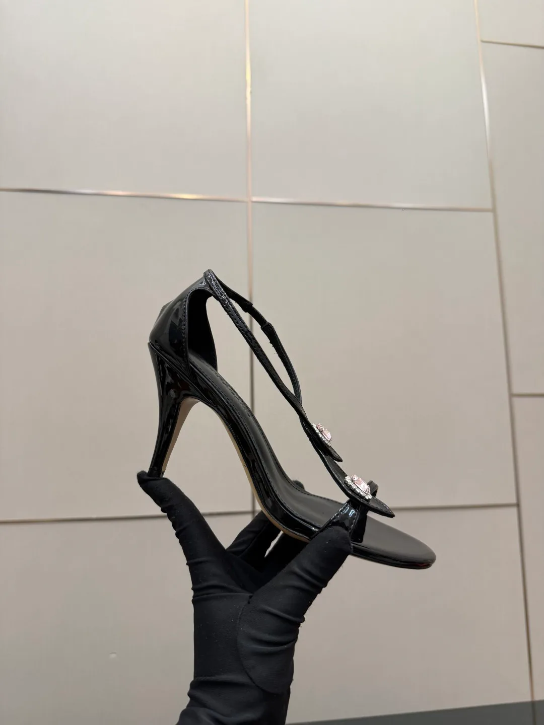 Босоножки Женские Salvatore Ferragamo 5052121