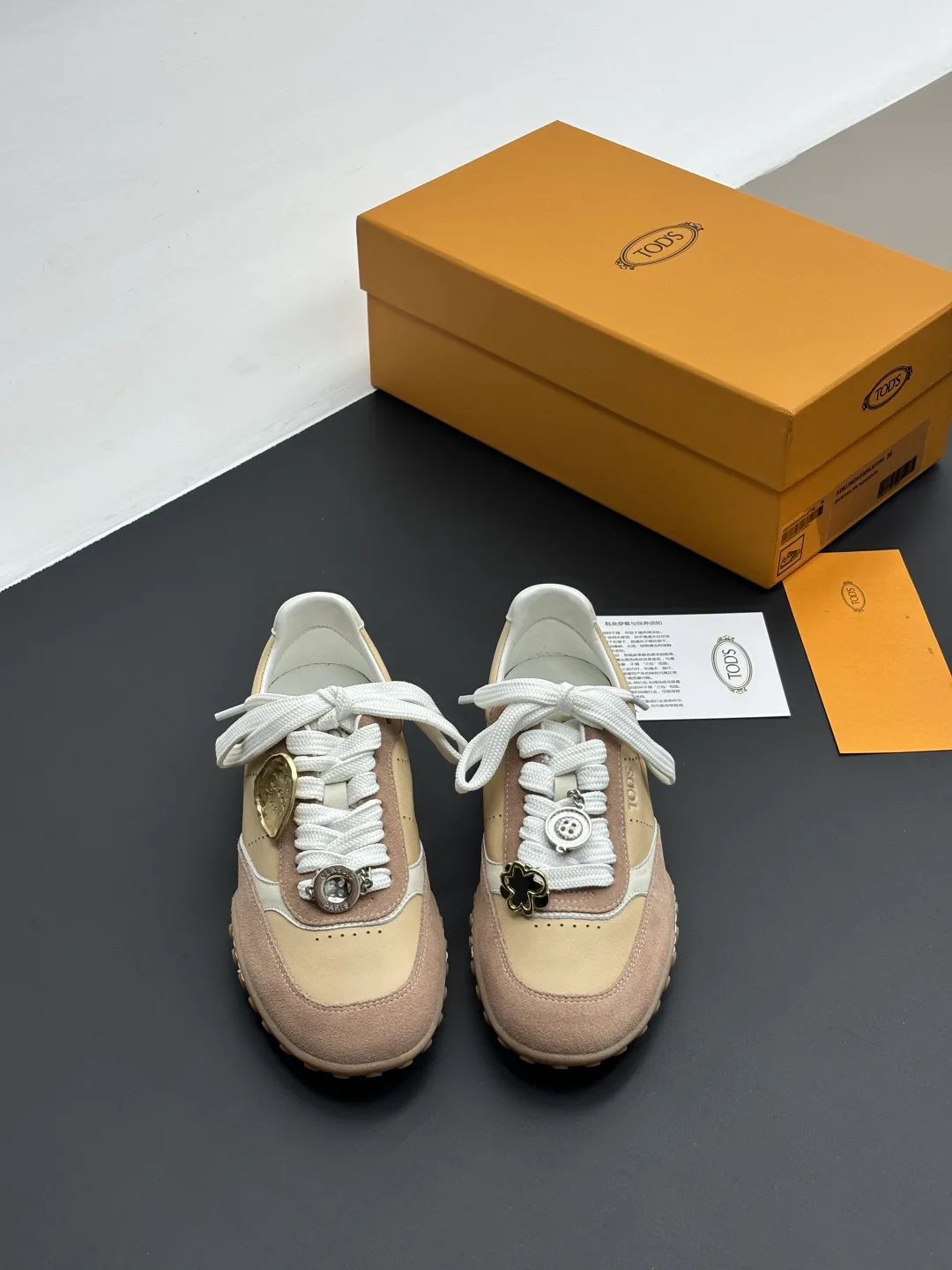 Кроссовки Женские Tod's 18732000