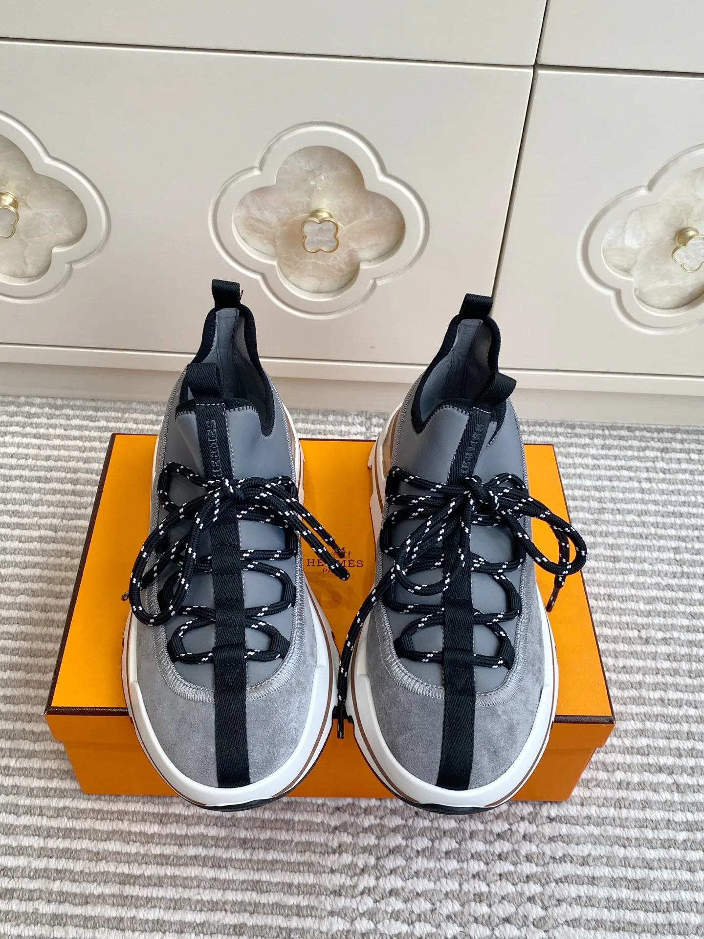 Кроссовки Мужские Hermes 17527389