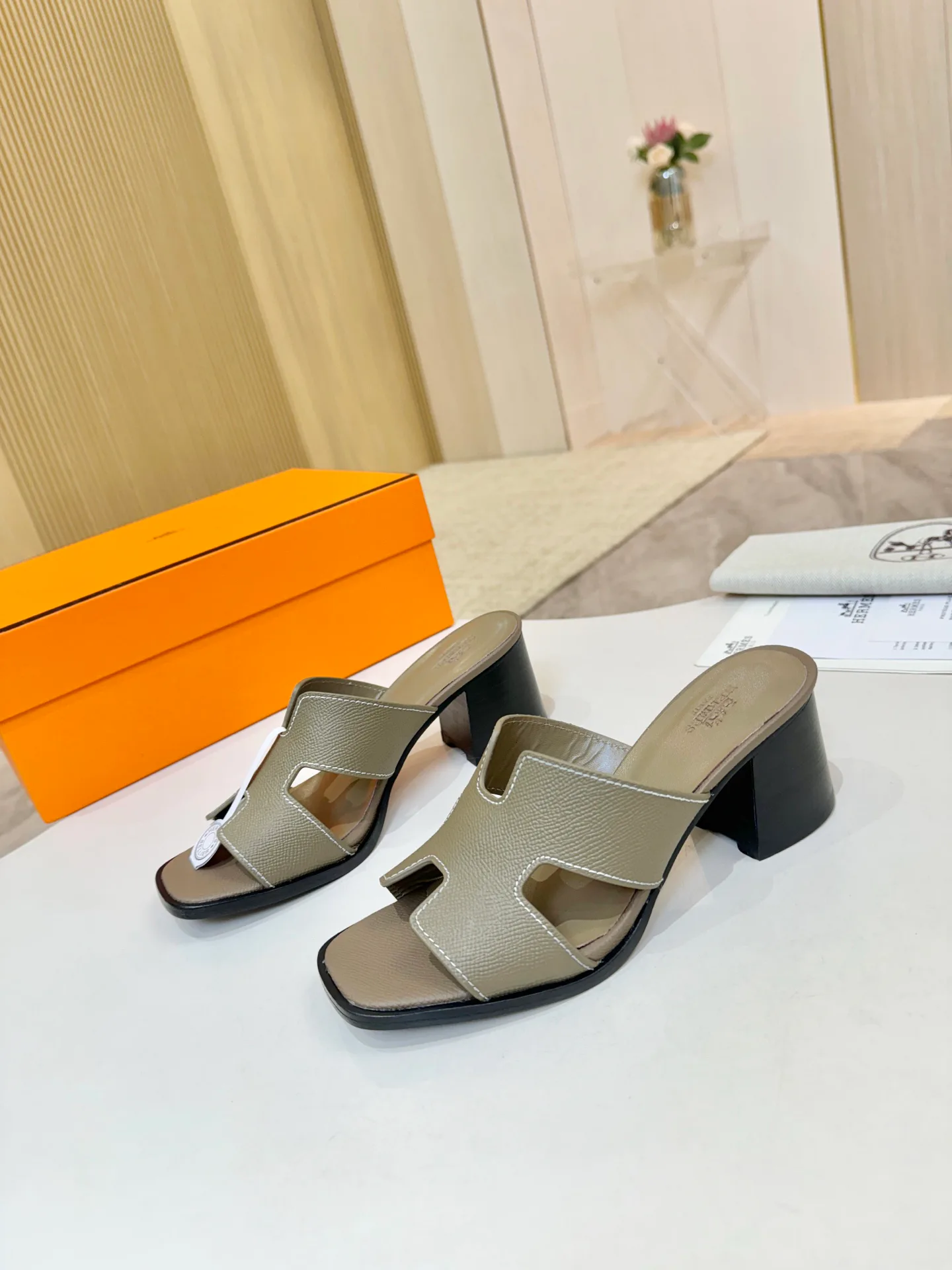 Босоножки Женские Hermes 10417171