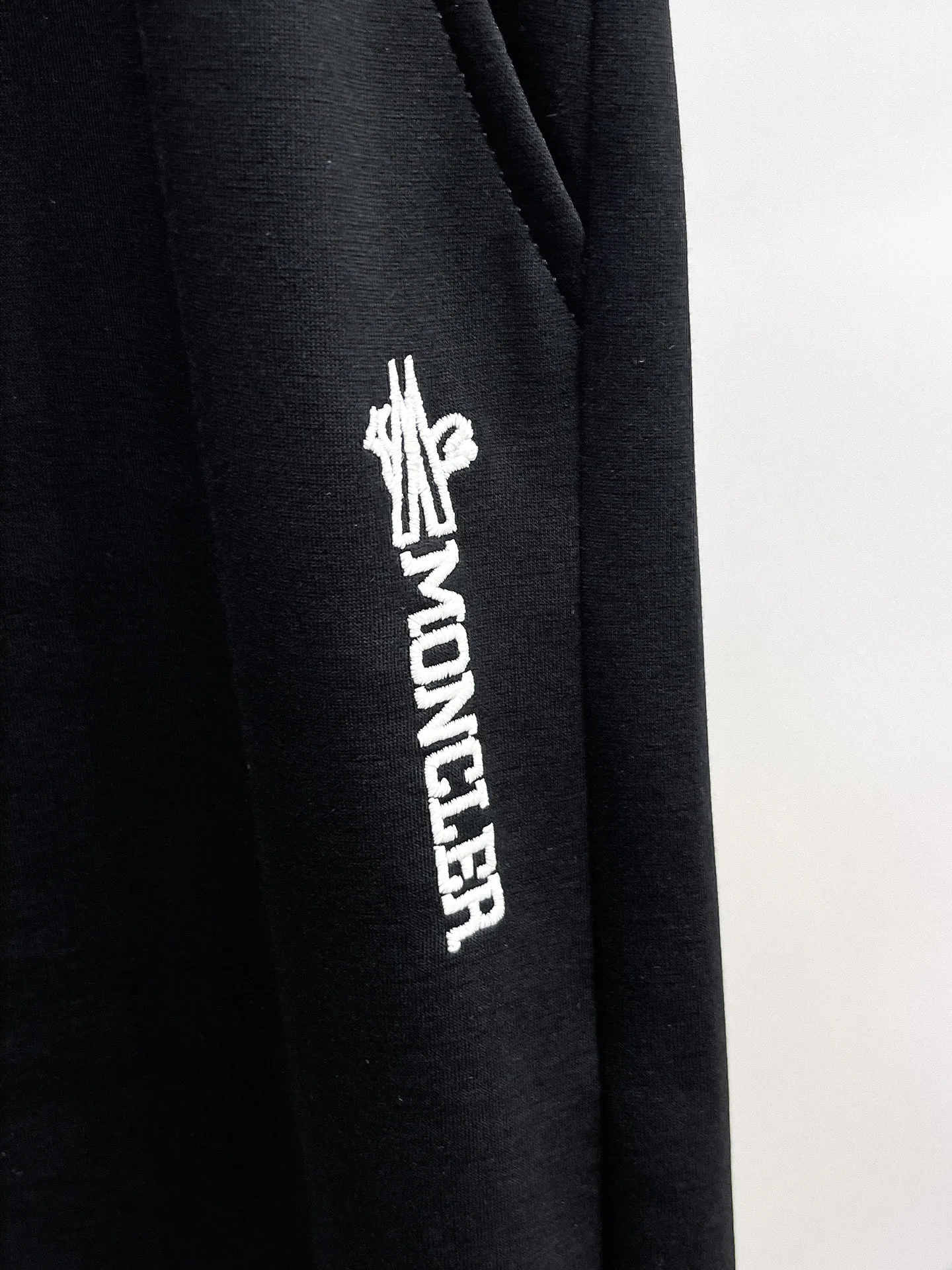 Брюки Мужские Moncler 11139981